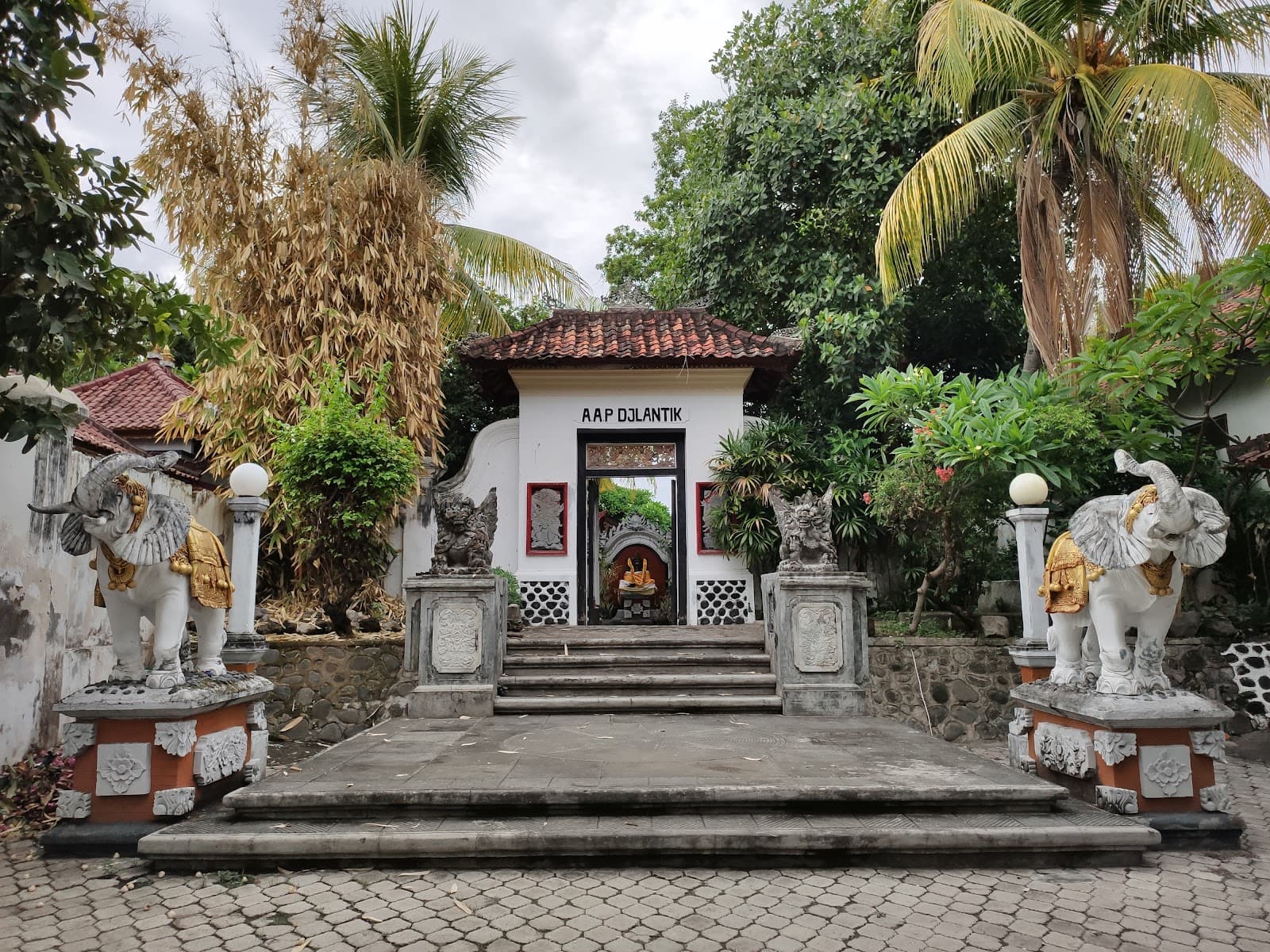 Puri Agung Buleleng - Image 1