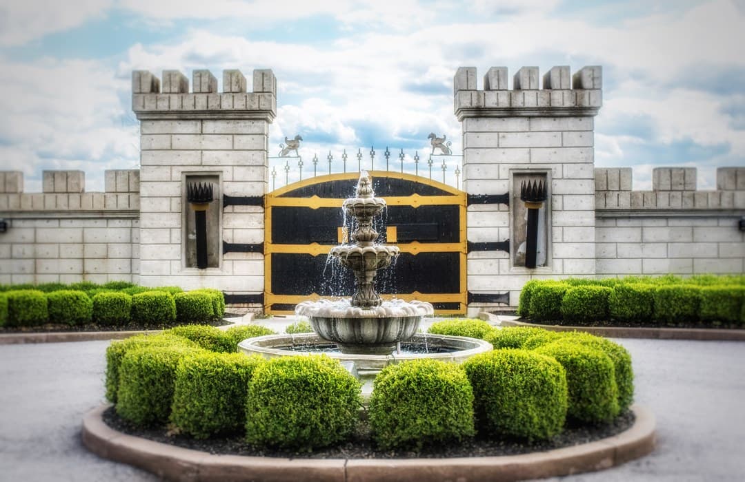 Kentucky Castle - Image 1