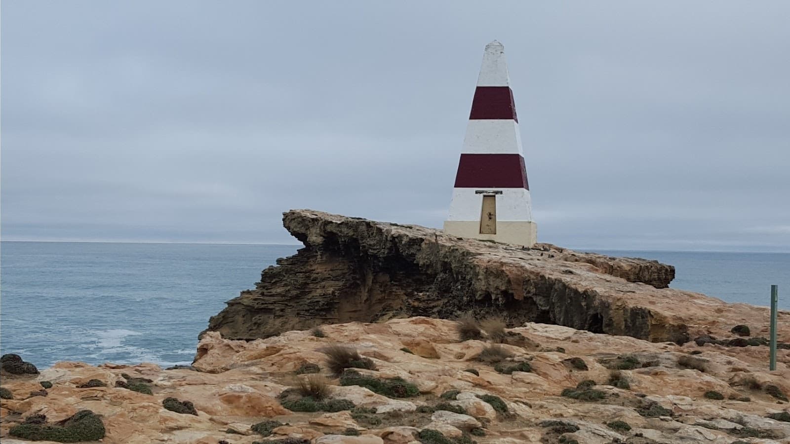 Obelisk Trail Robe - Image 1