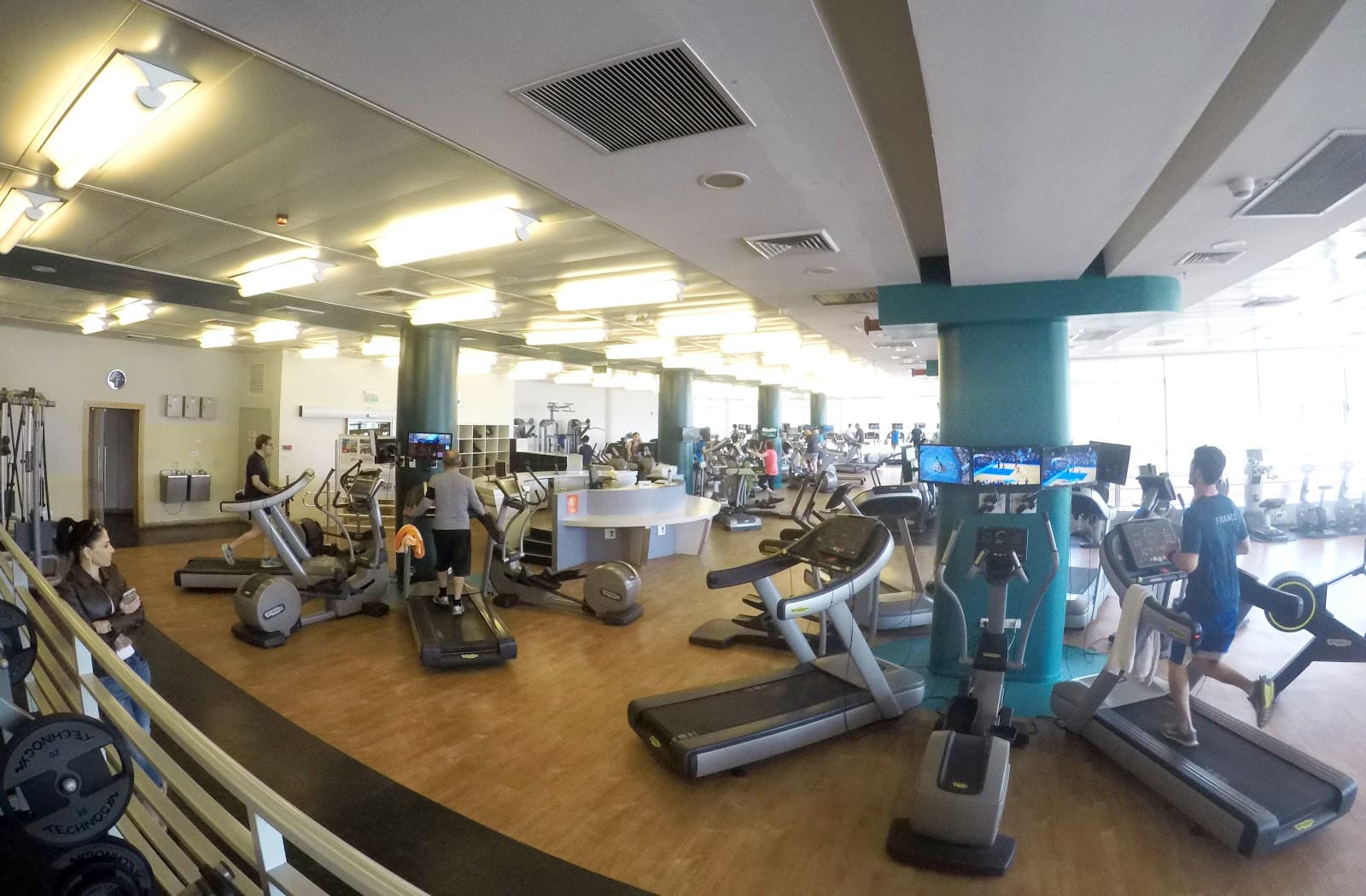 Bloomfield Sports Center - Image 1