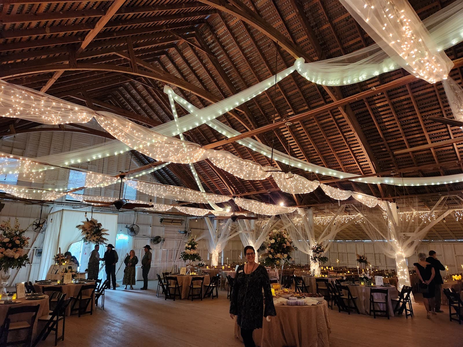 La Bahia Turn Verein Hall - Image 1