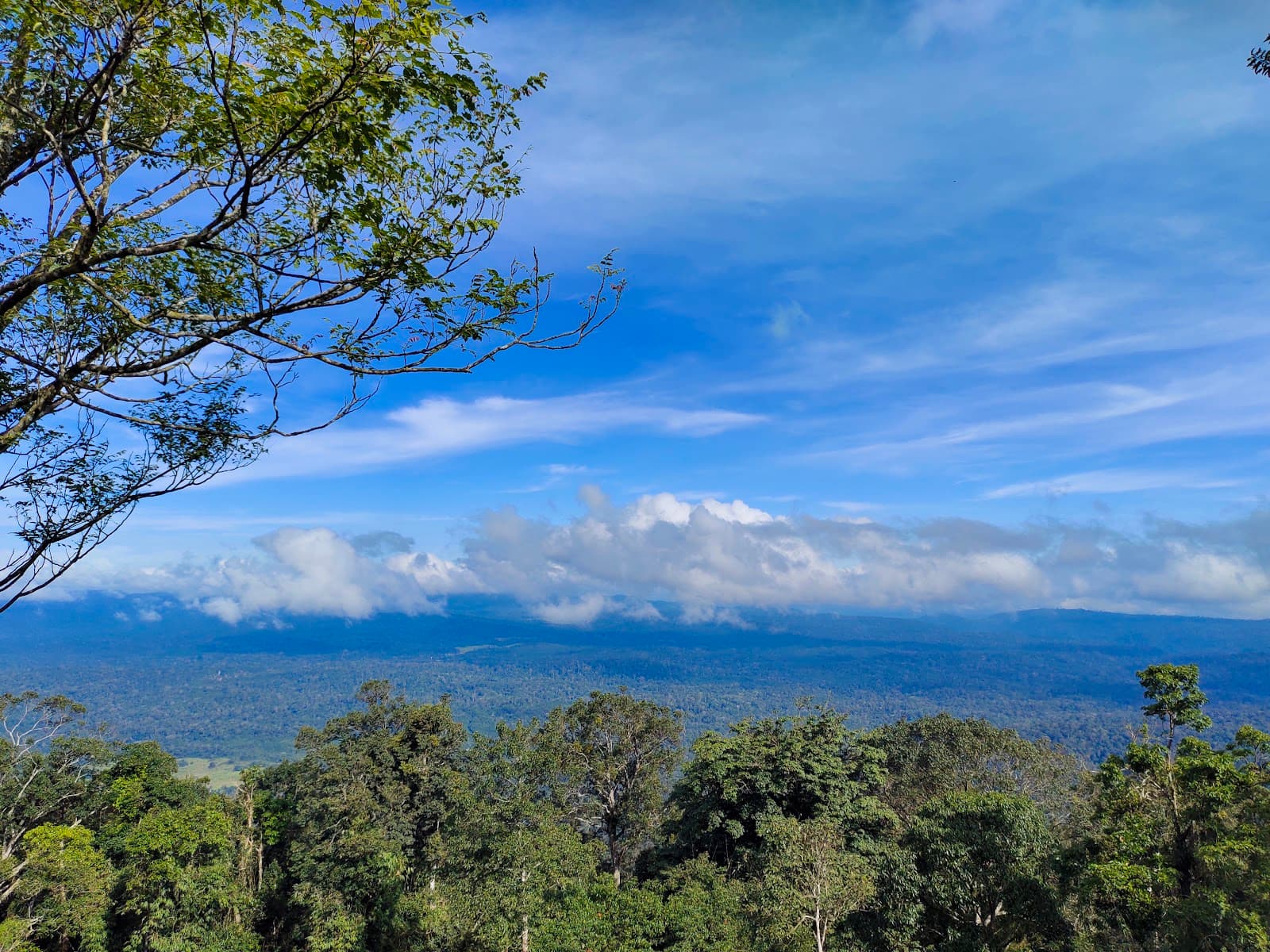 Pha Trom Jai Viewpoint - Image 1
