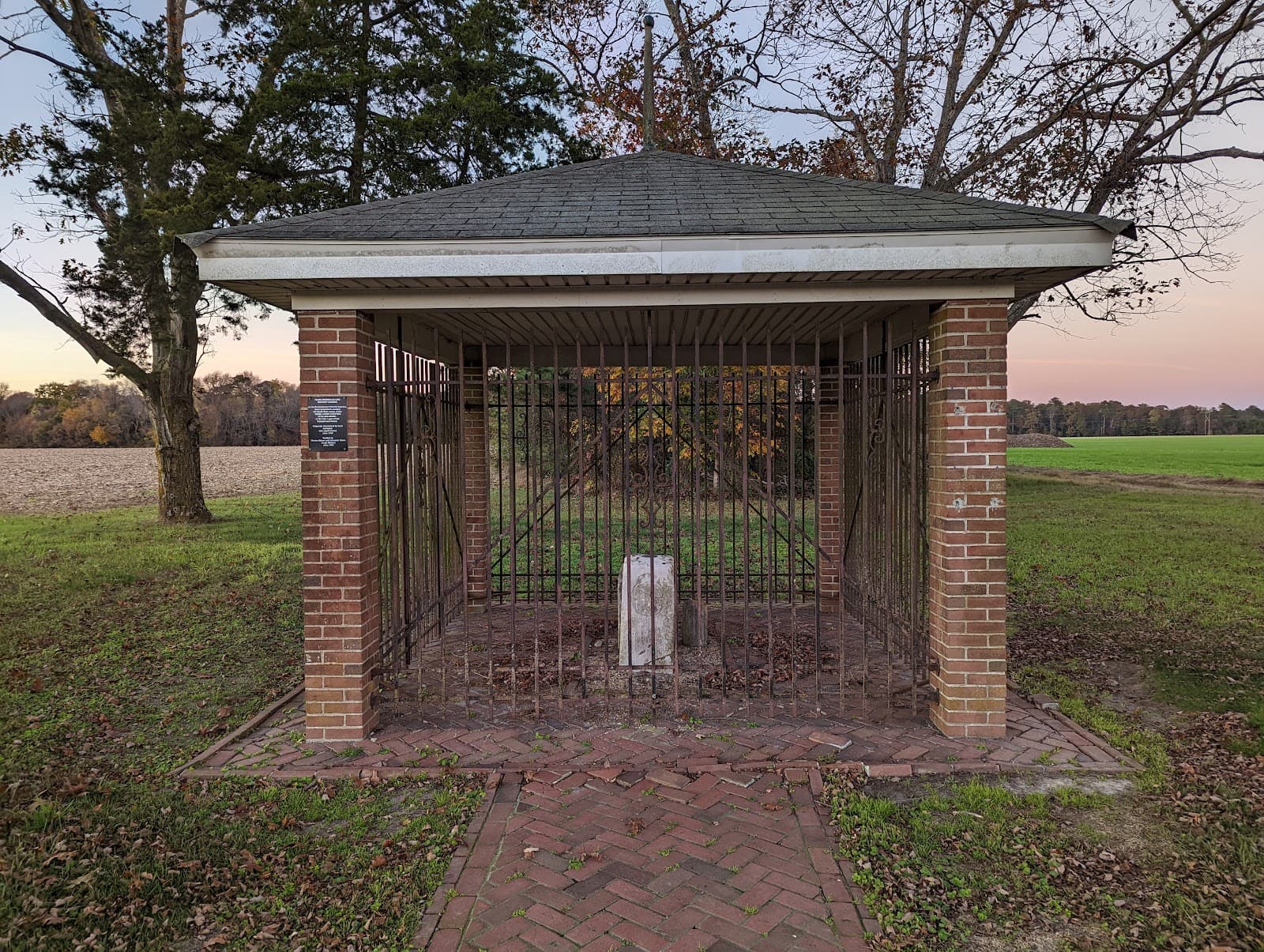Transpeninsular Line Marker - Image 1