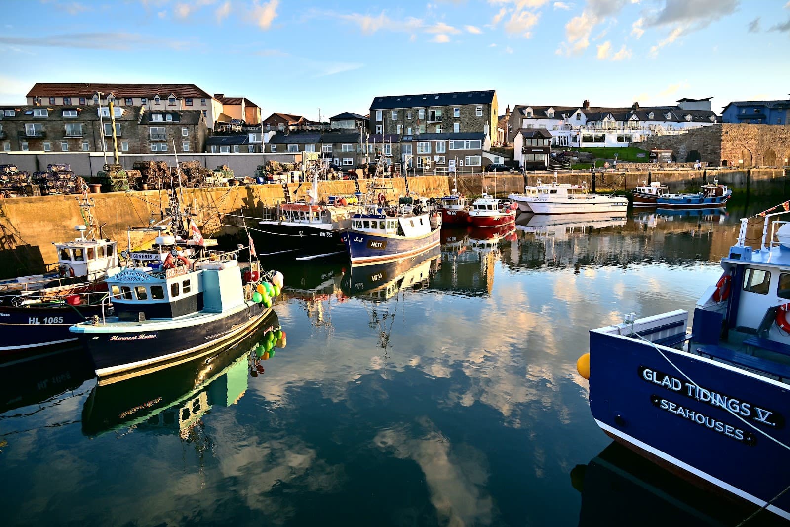 Seahouses Harbour - Image 1
