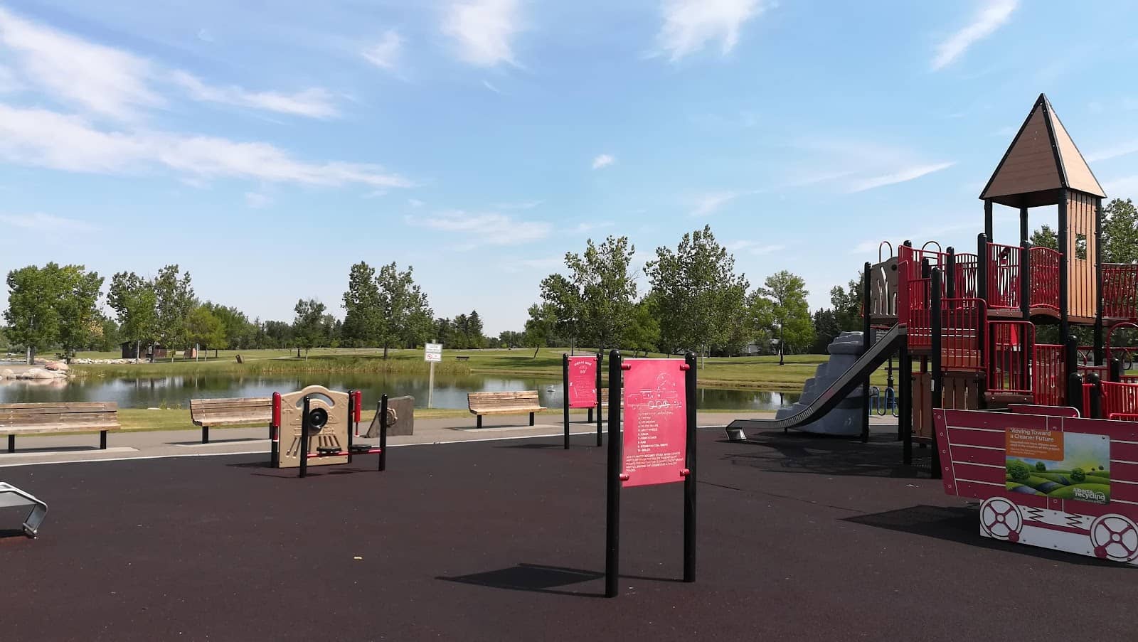 Lakeside Strolls & Play