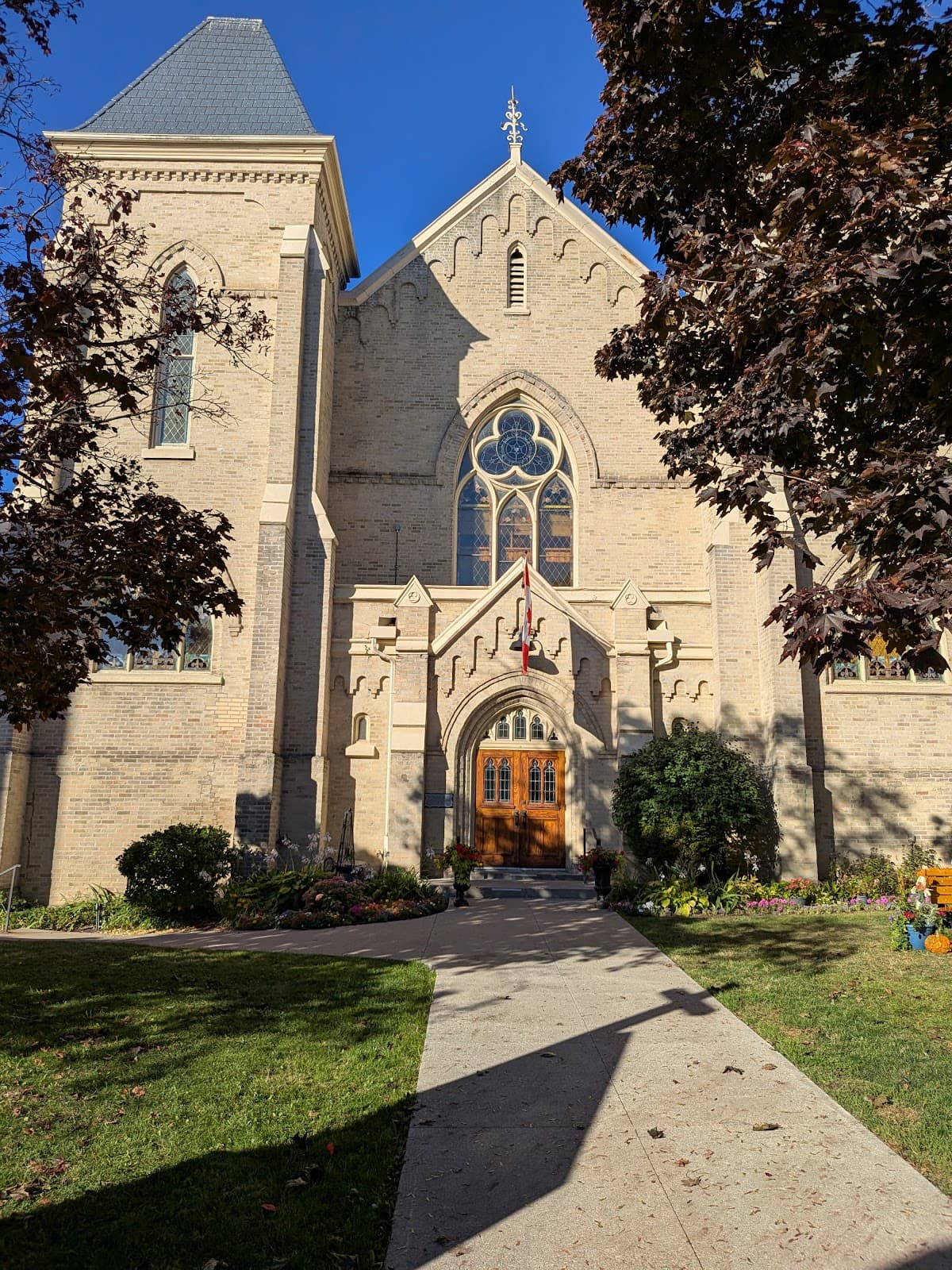 Trinity United Church (Newmarket) - Image 1