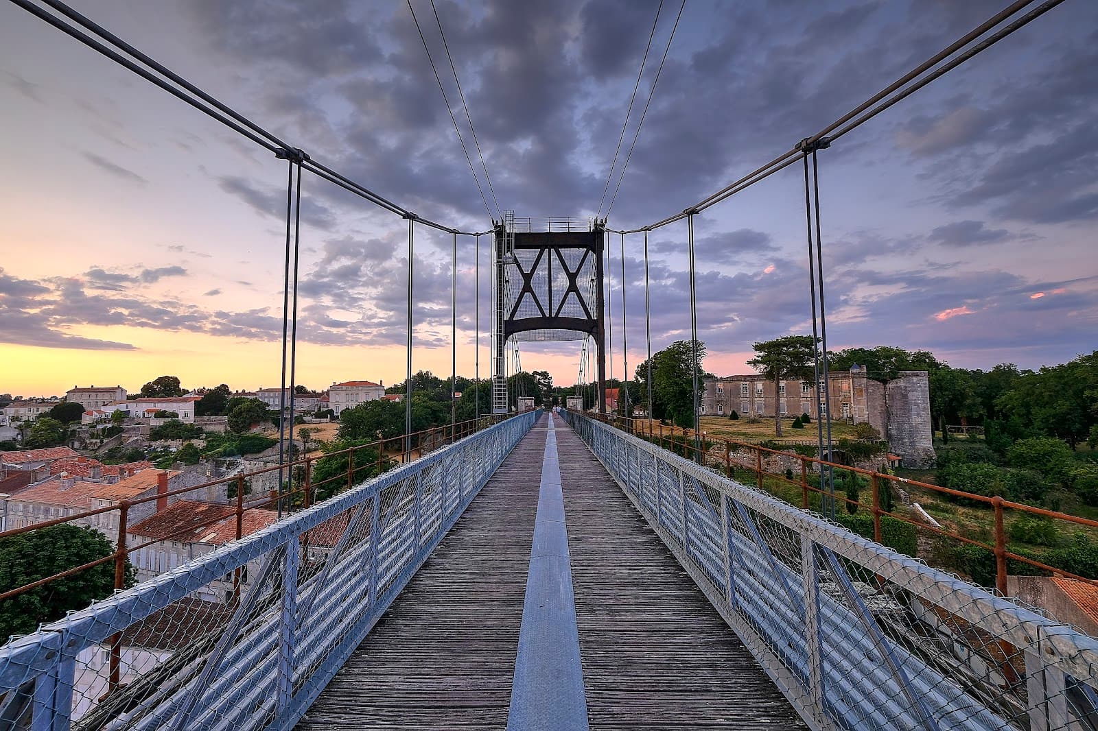 Pont suspendu Tonnay-Charente - Image 1