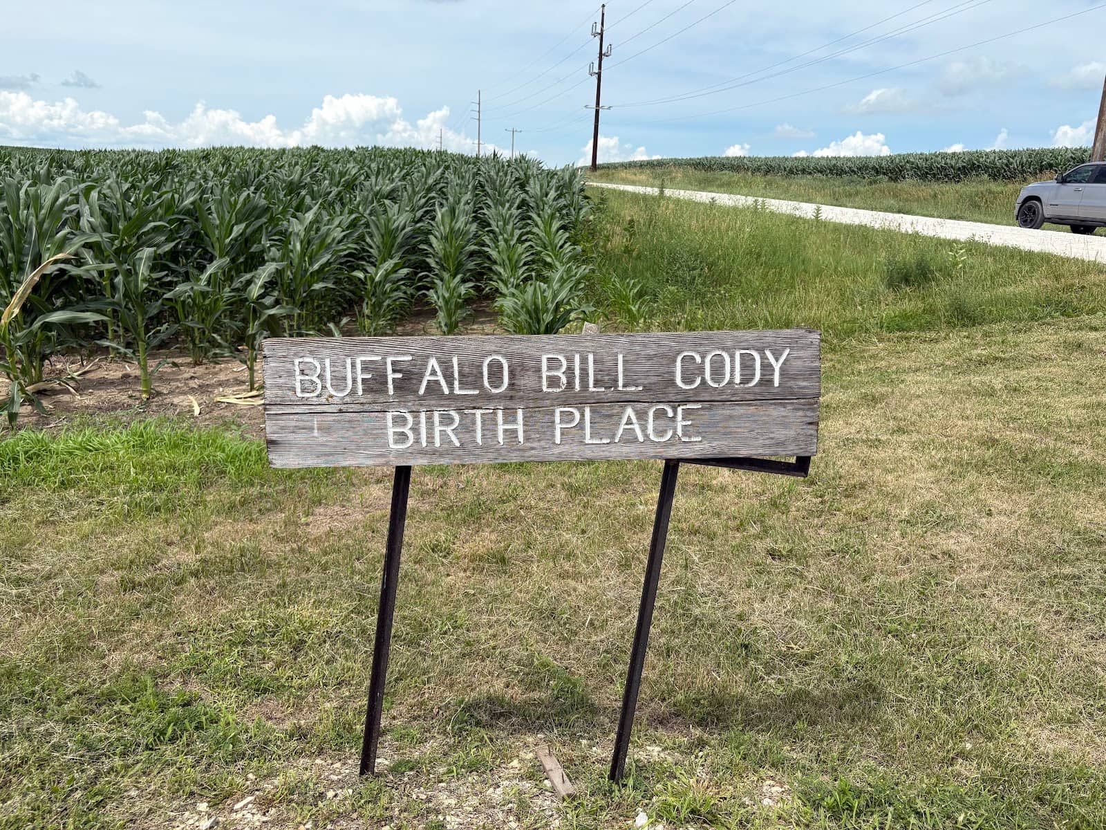 Local Eateries and Shops