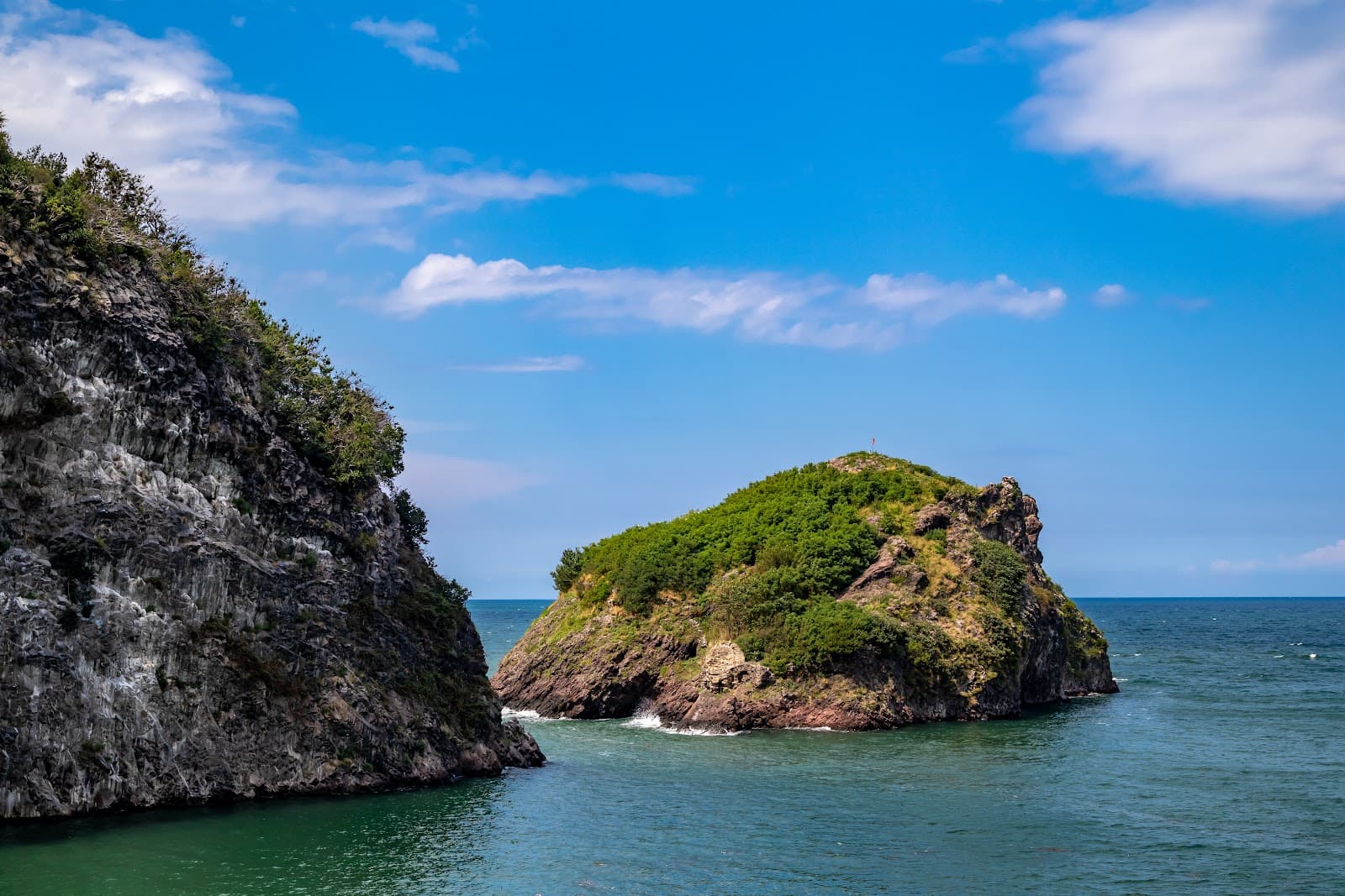 Hoynat Islet - Image 1