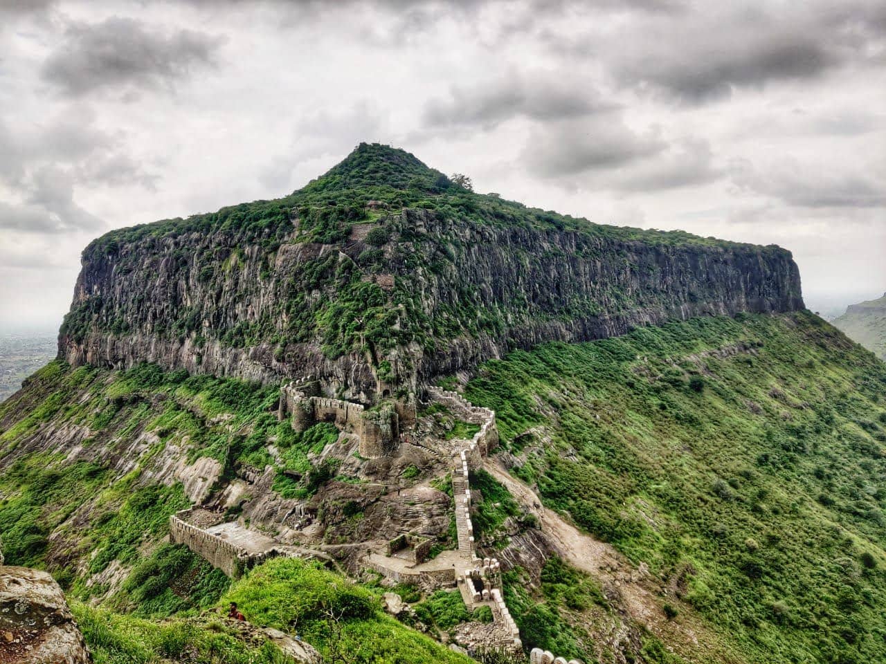 Shared Fortification Wall