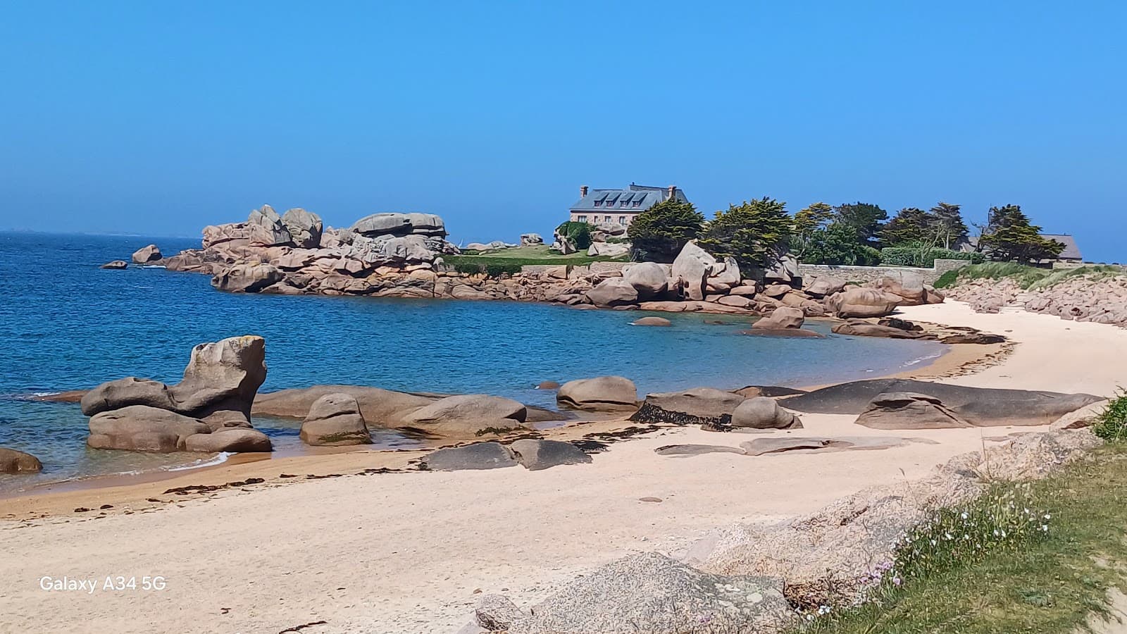 Île Renote Trégastel - Image 1