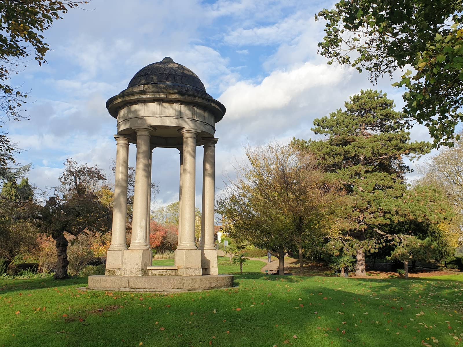 River Chelmer Walk