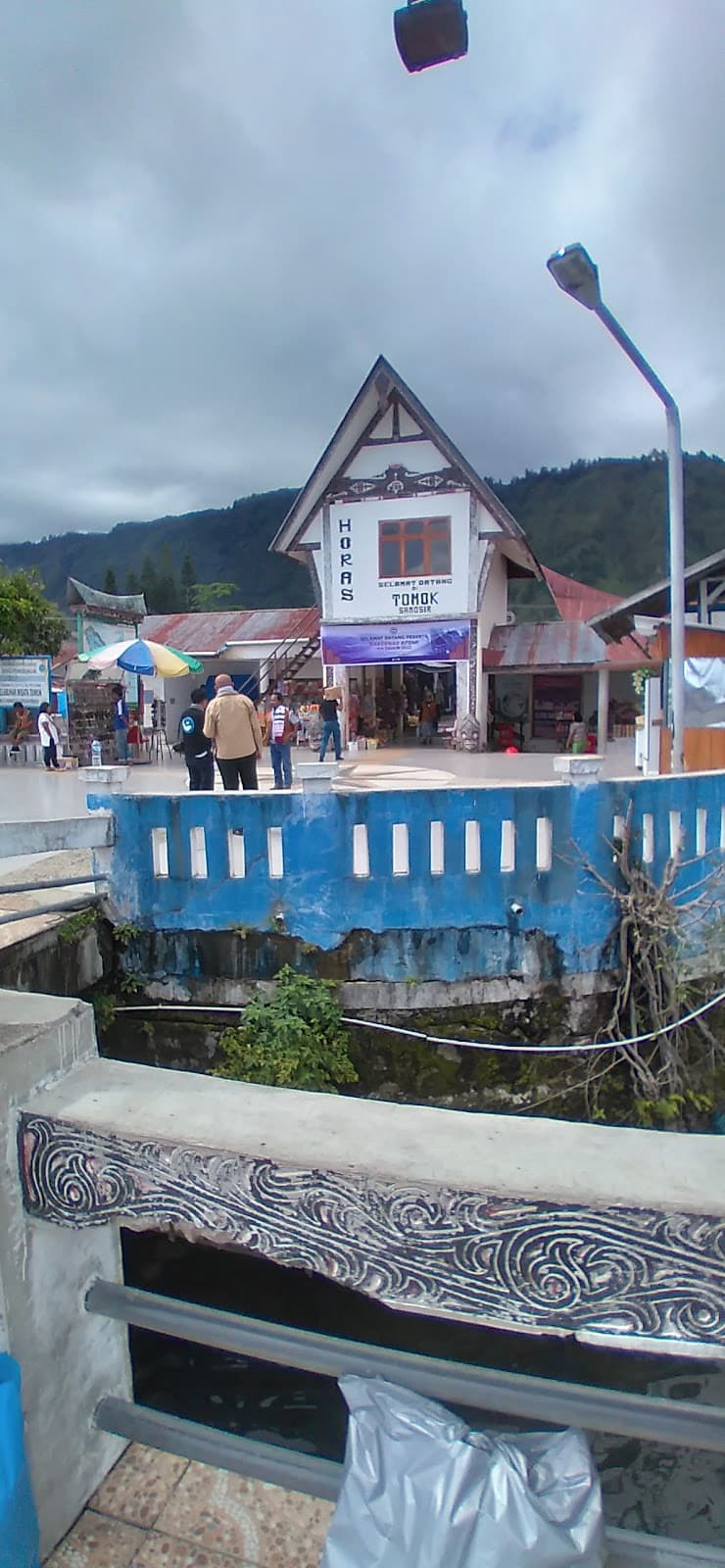 Tomok Samosir - Image 1