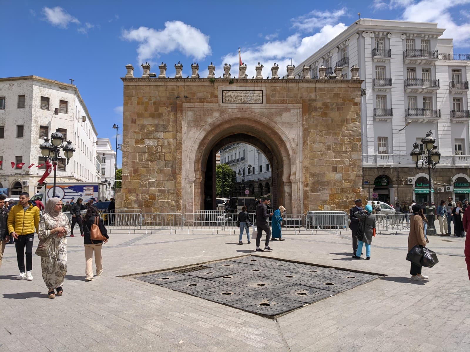 Bab el Bhar Porte de France - Image 1