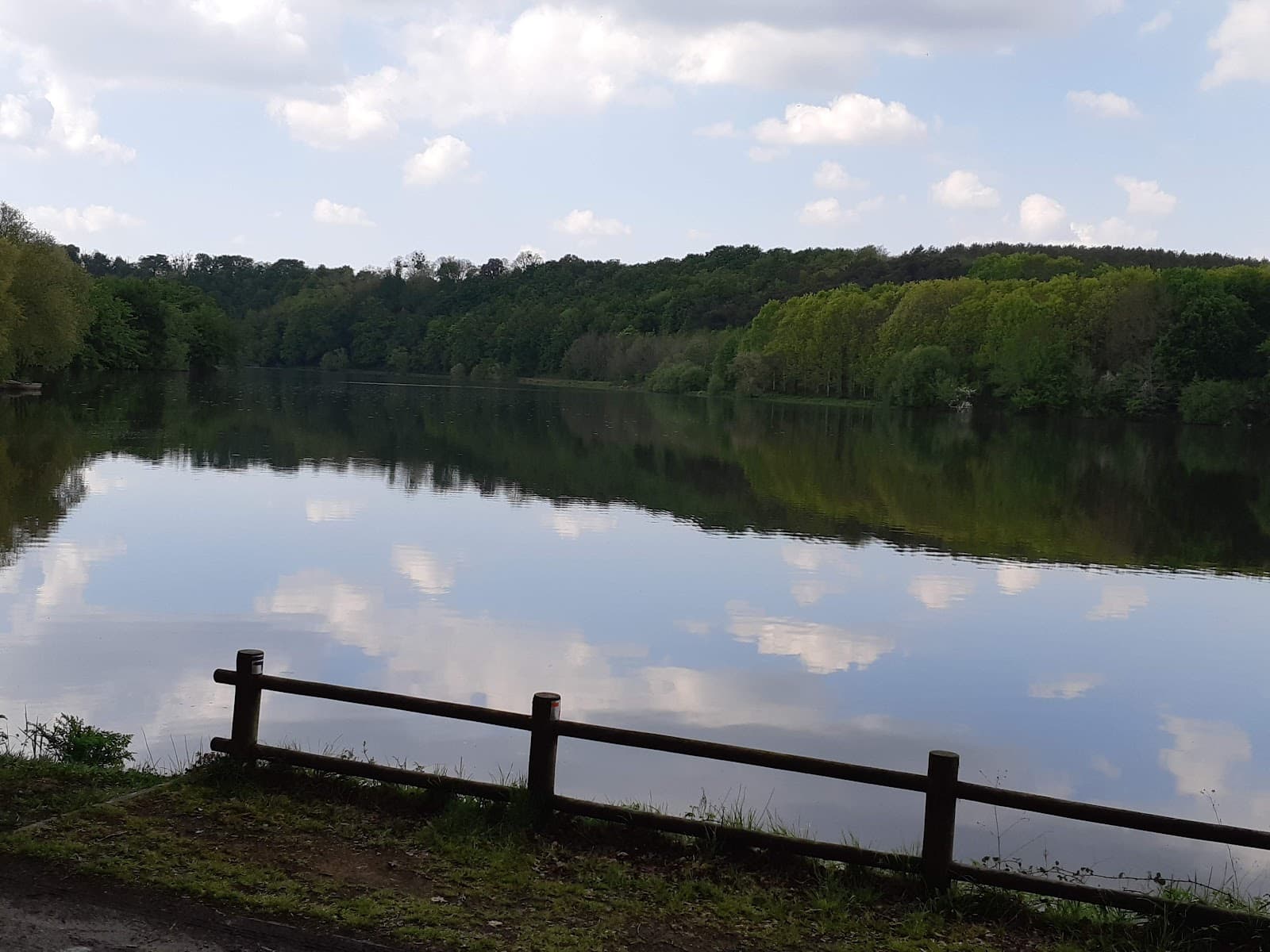 Lac du Jaunay - Image 1