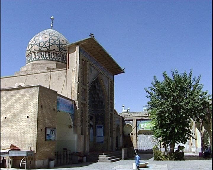 Imamzadeh Shah Zeyd - Image 1
