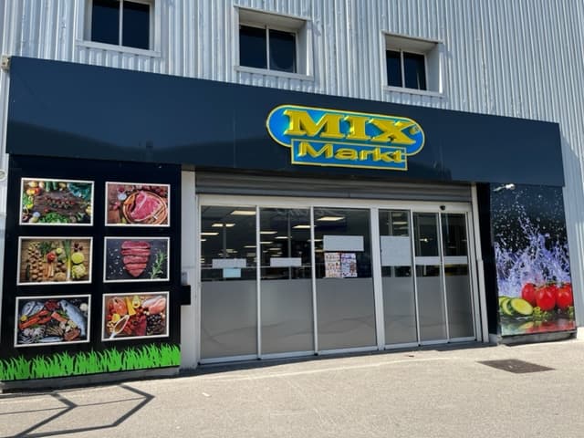 Les Pennes-Mirabeau Weekly Market - Image 1