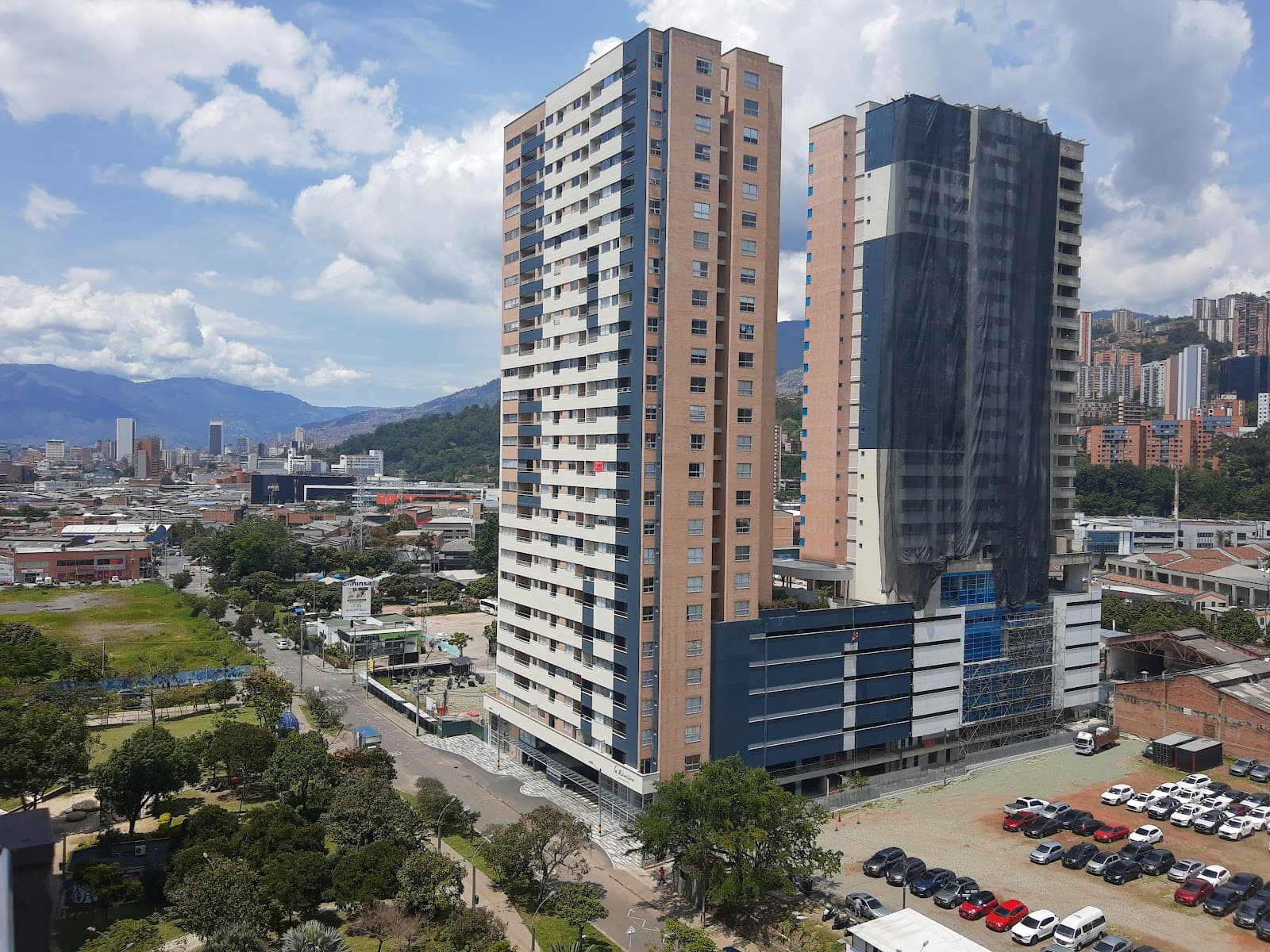 Ciudad del Río Park - Image 1