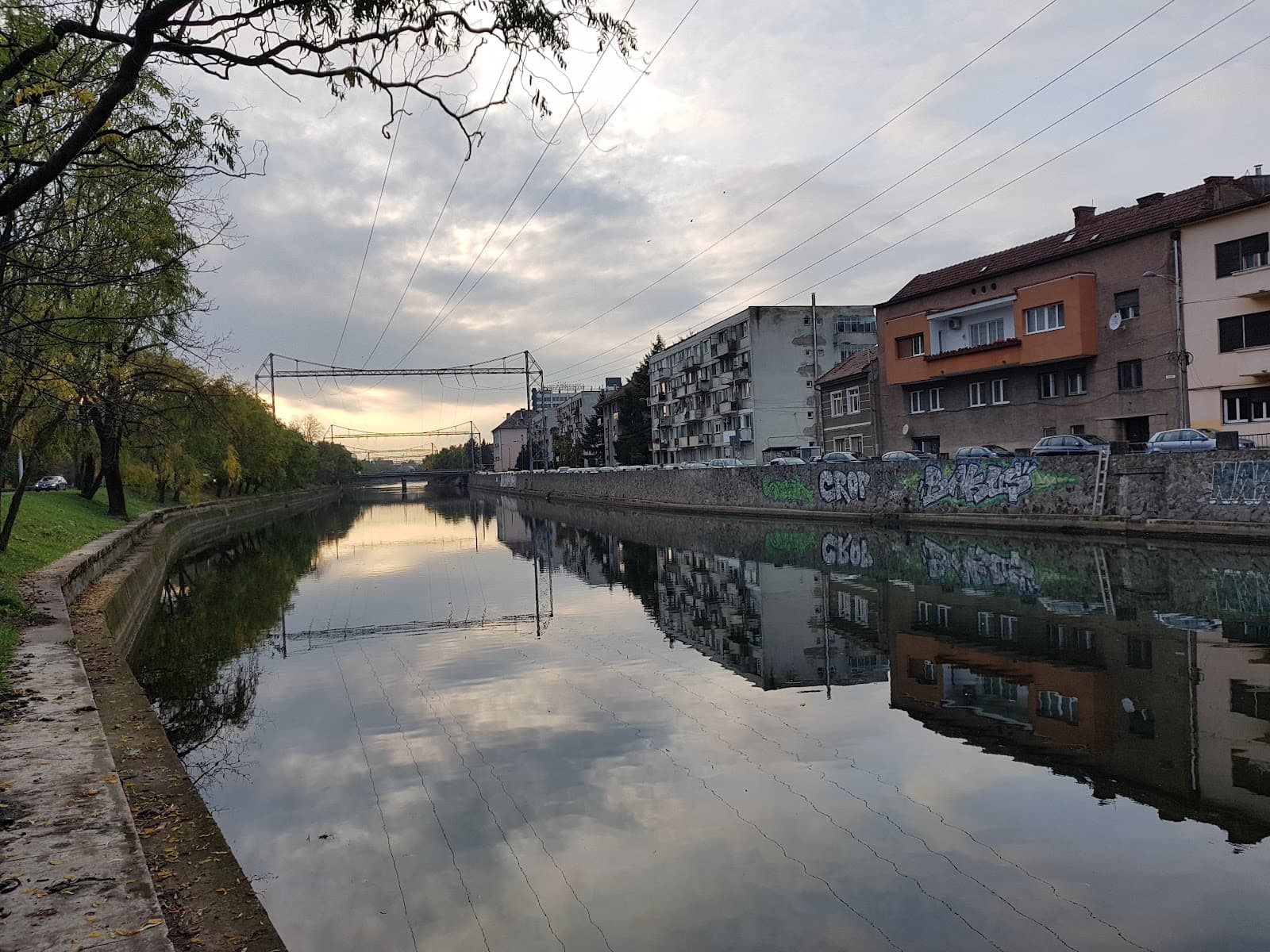 Someșul Mic Riverside Promenade - Image 1