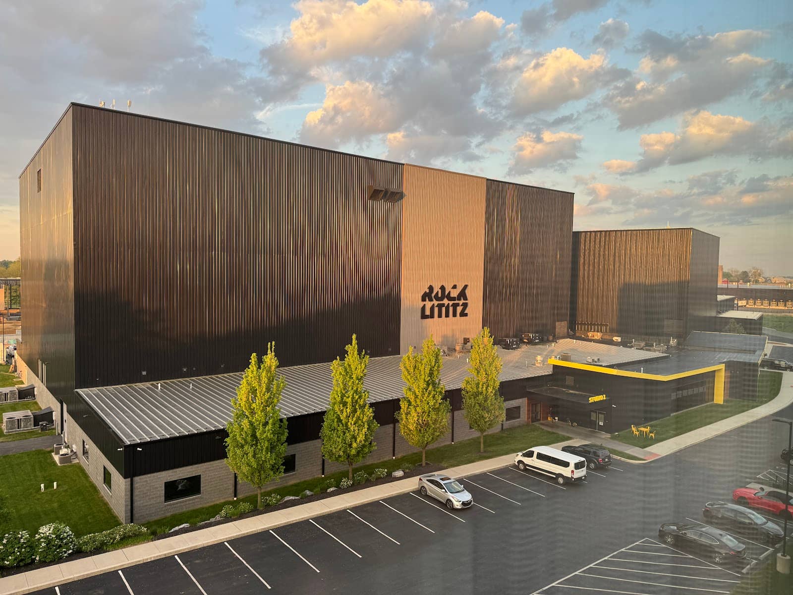 Community Collaboration Zone