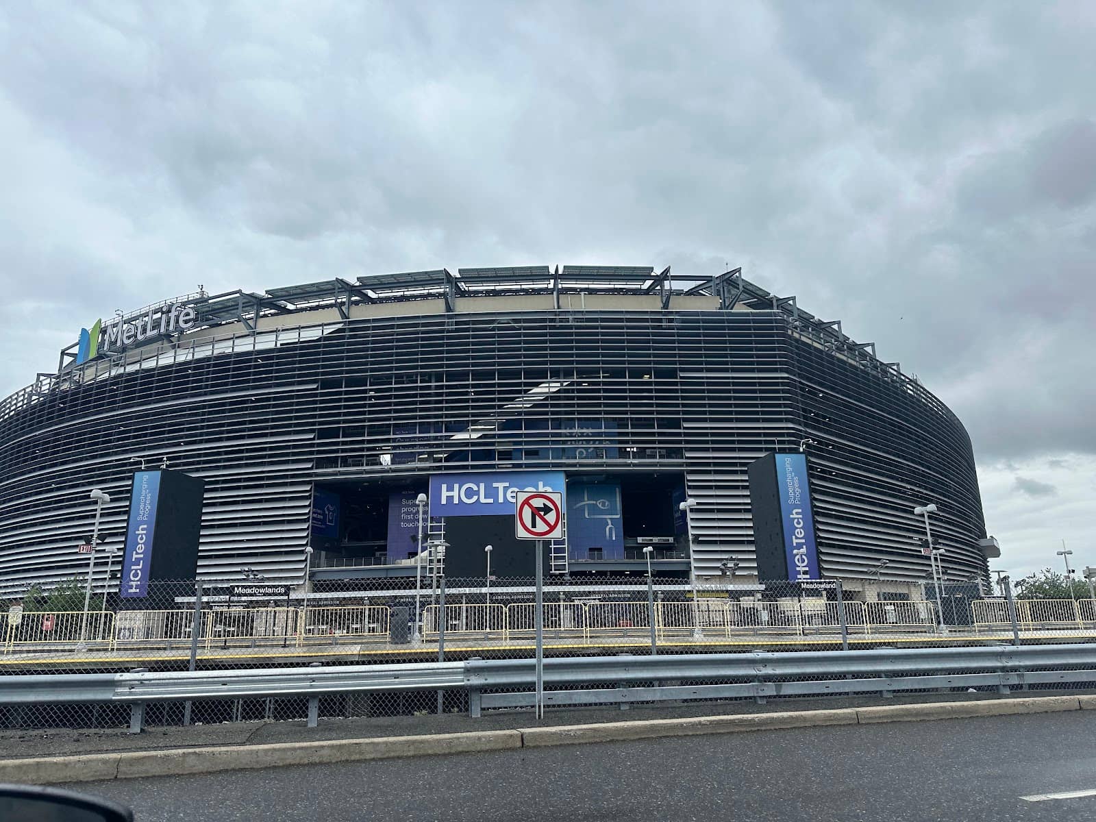 Walking Tunnel from American Dream