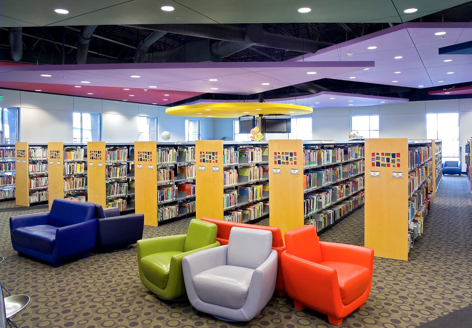 Farmington Public Library - Image 1