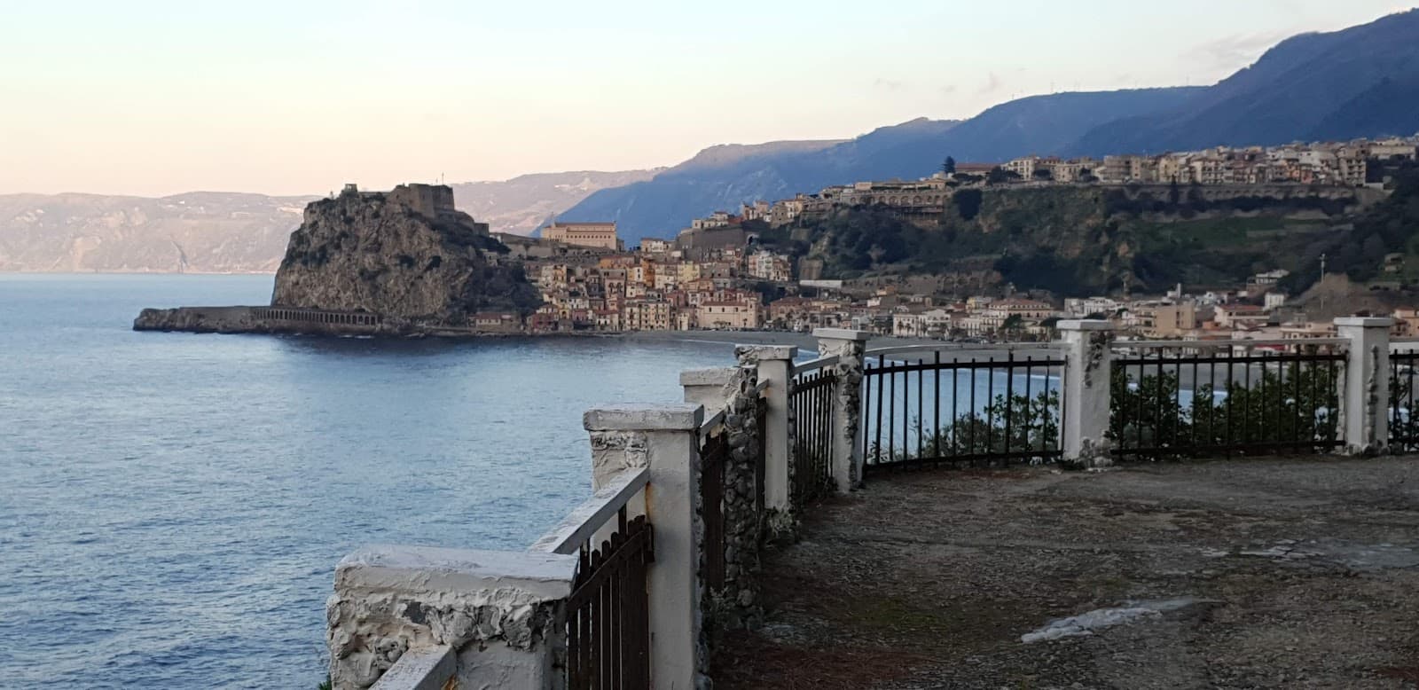 Punta Pacì Belvedere - Image 1