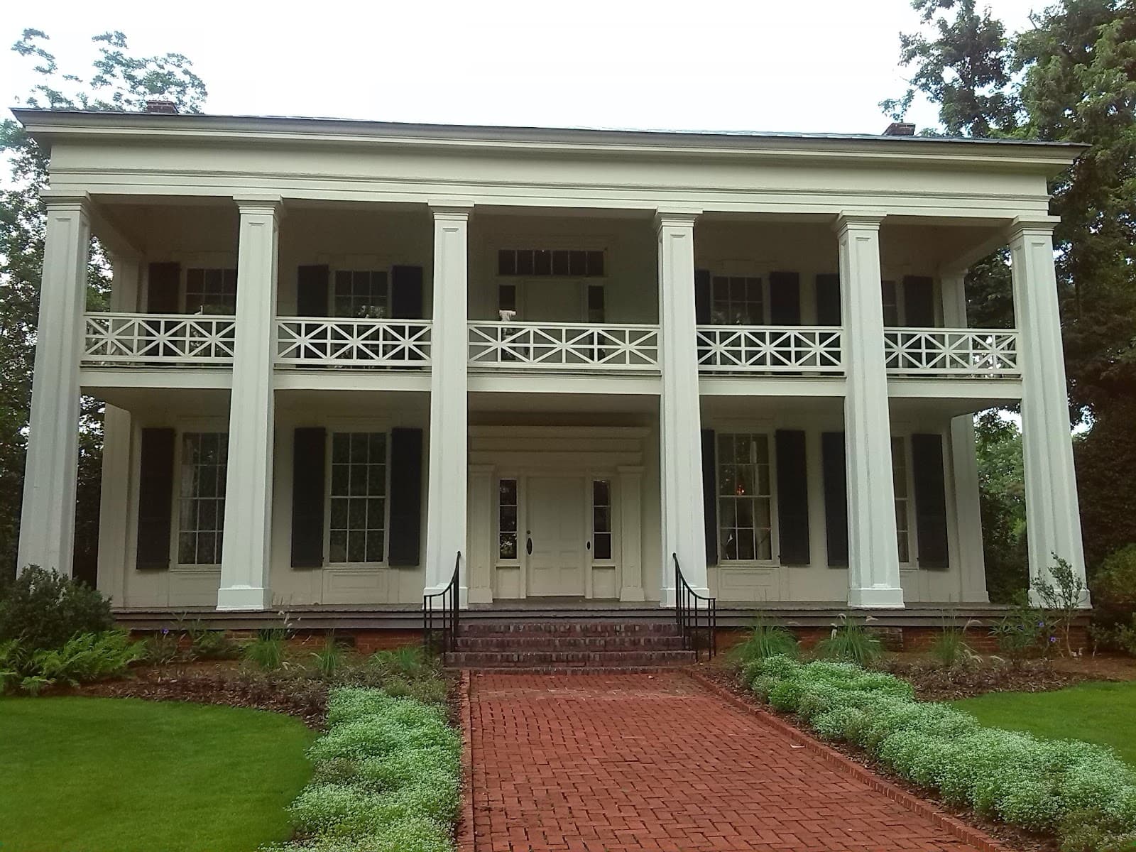 Arlington Antebellum Home & Gardens - Image 1