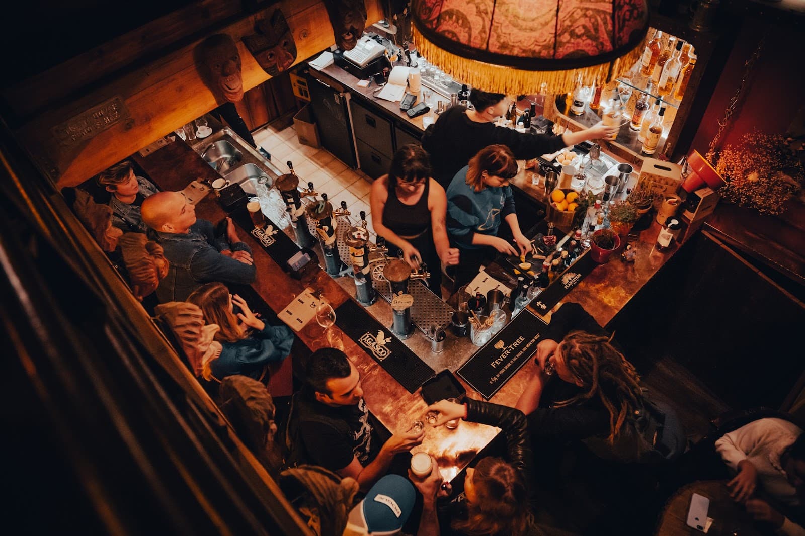 Hintaló Iszoda - Image 1