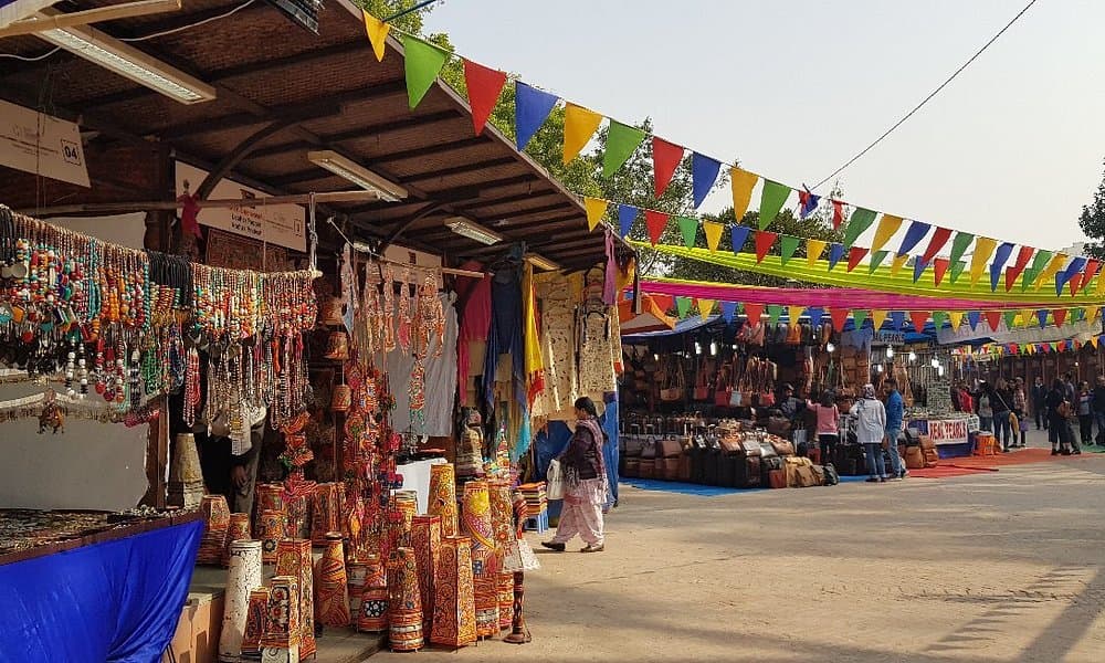 Dilli Haat, INA - Image 1