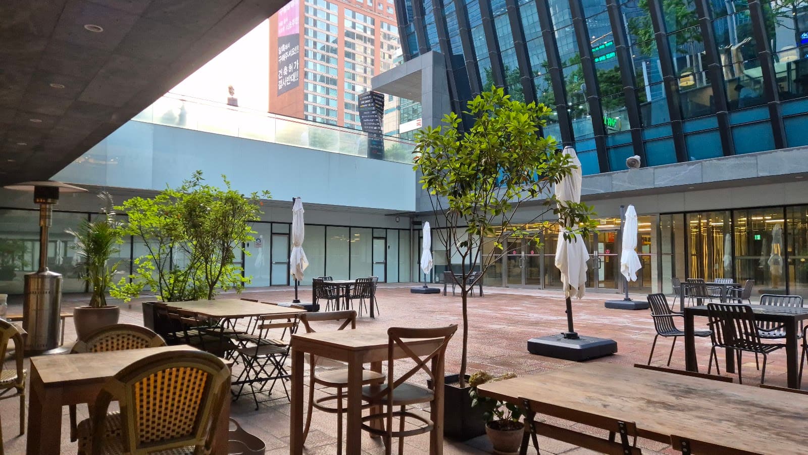 The Flying Pan - Image 1