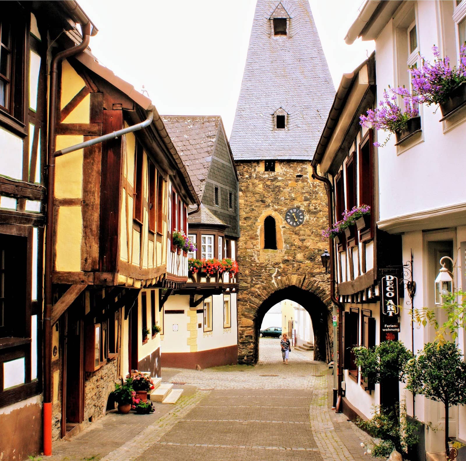 Charming Cafes