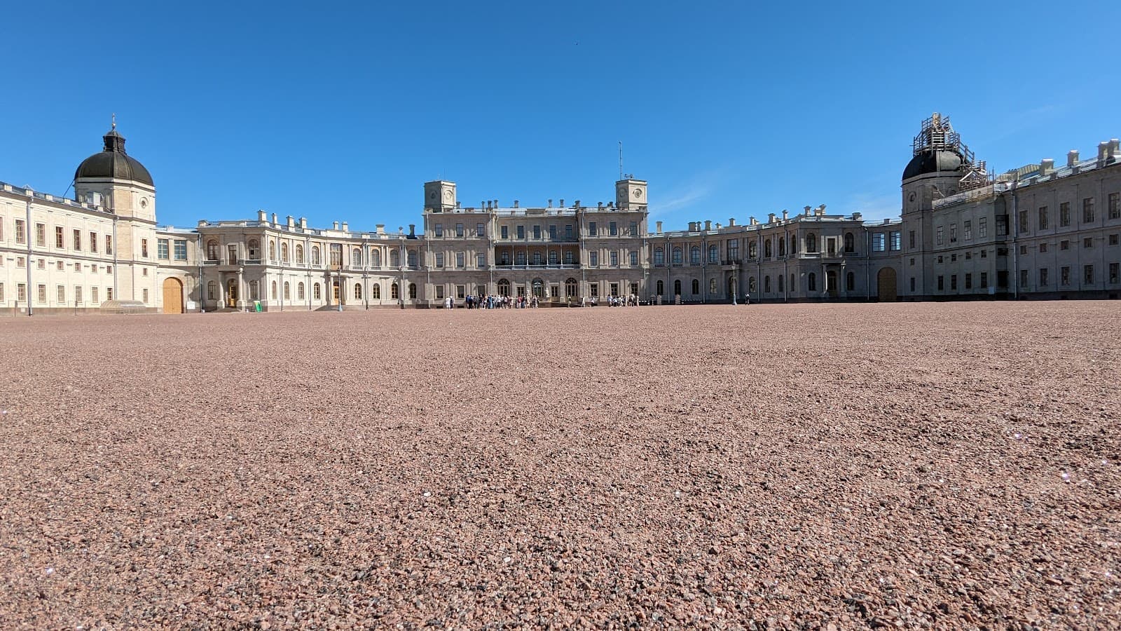 Sovetskaya Square - Image 1