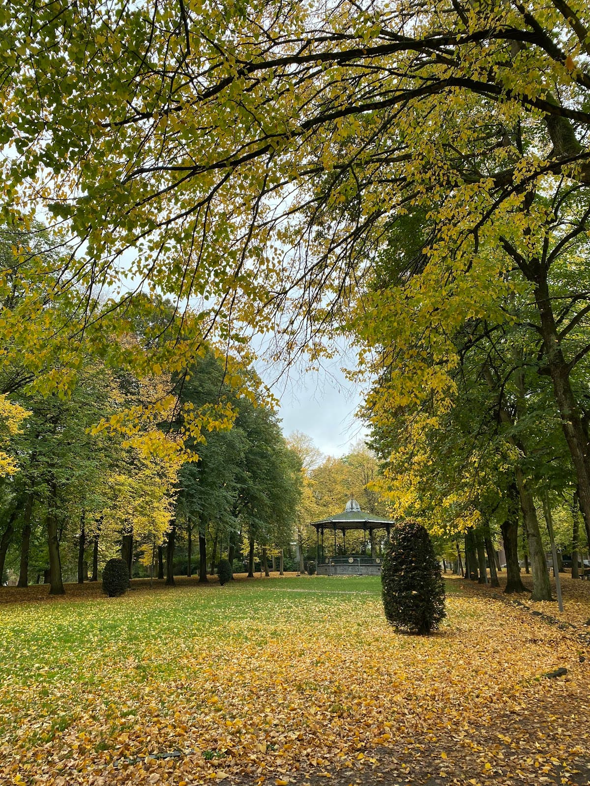 Saint-Martin Abbey Park - Image 1