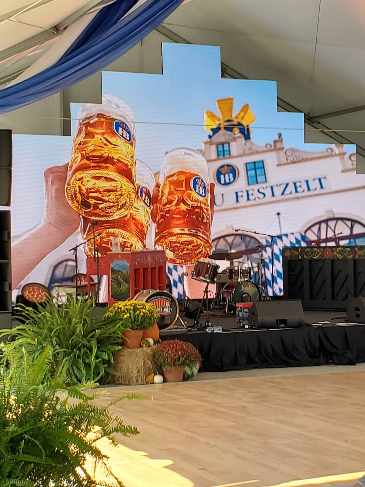 Local Produce & Artisanal Goods