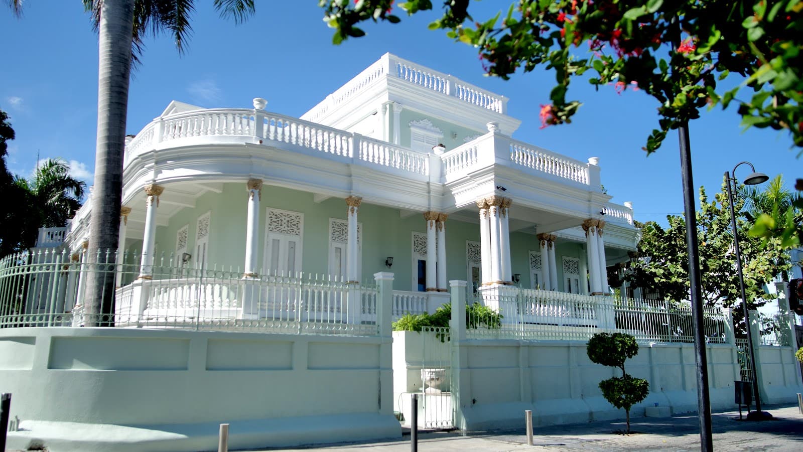 Amber Museum Museo del Ámbar - Image 1