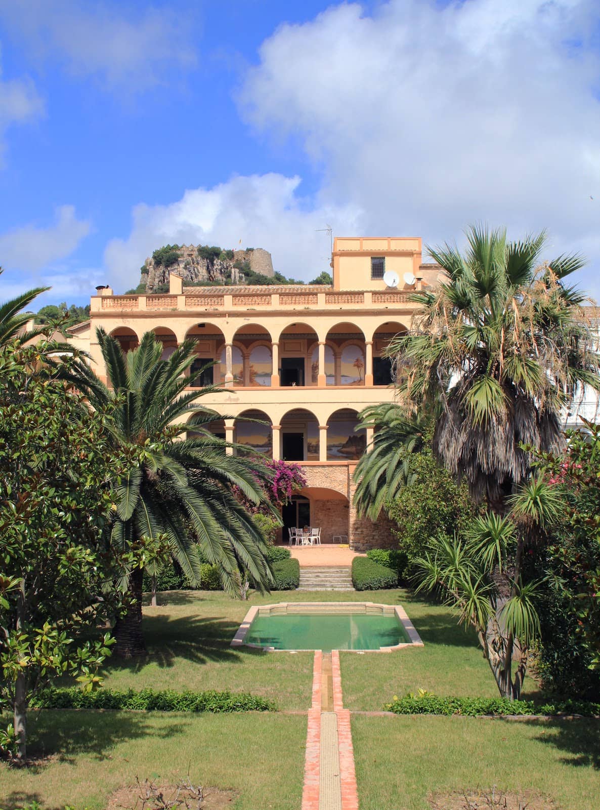 Charming Village Ambiance