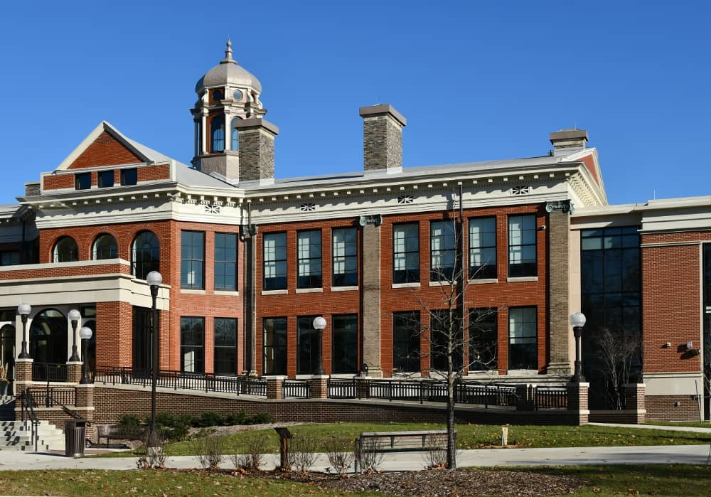 Alumni & Community Hub