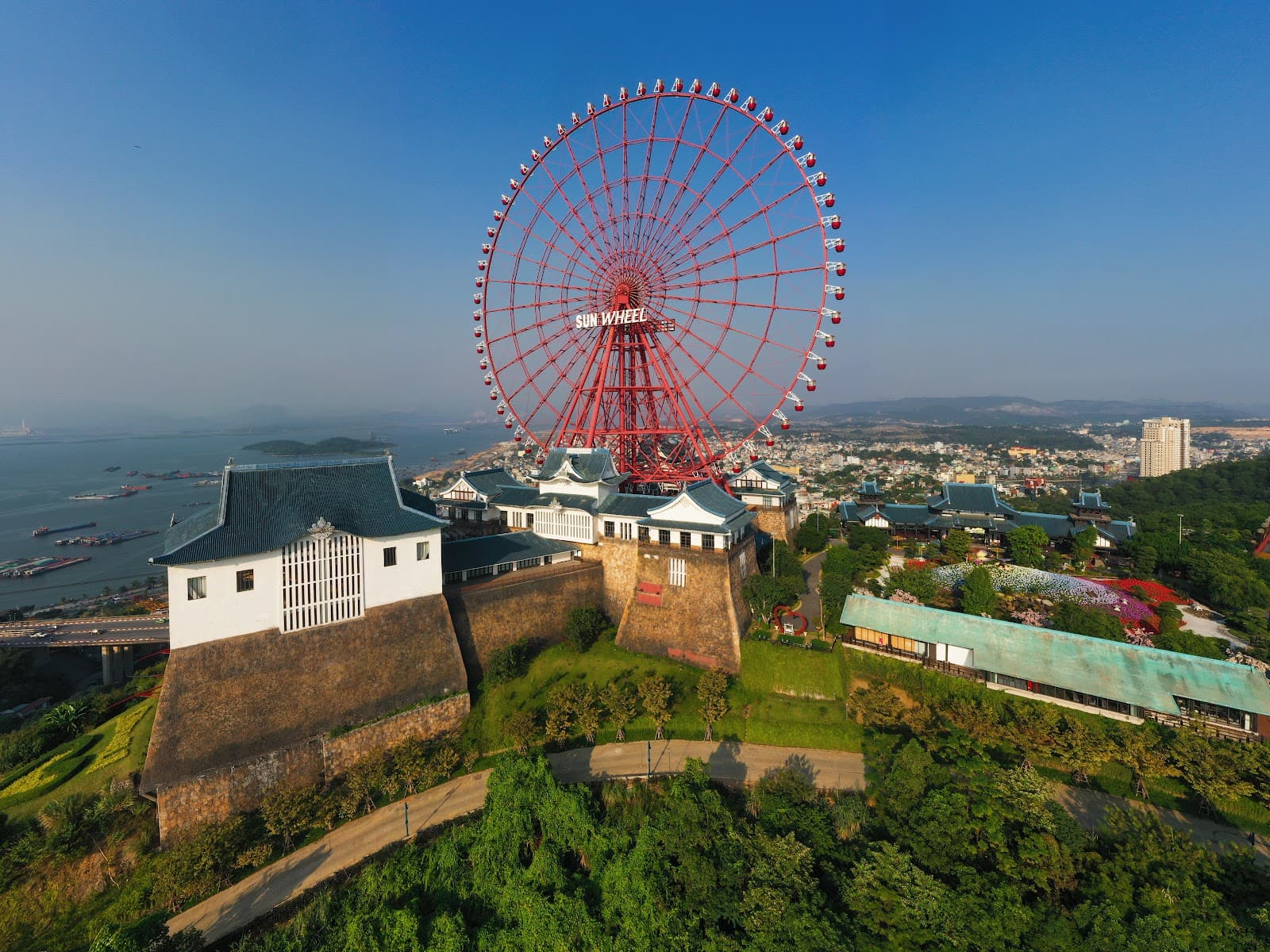 Sun Wheel Ha Long - Image 1