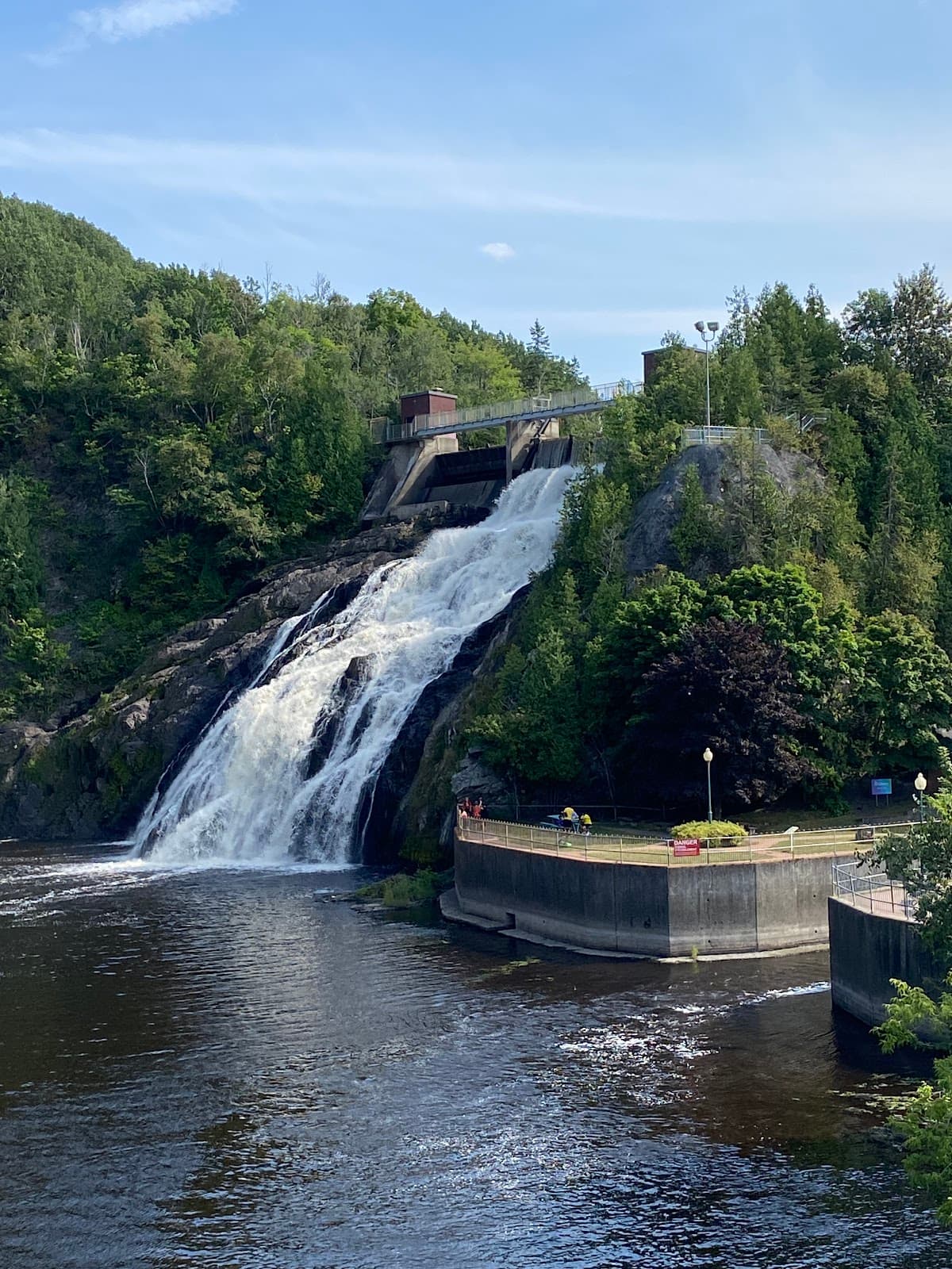 Parc des Chutes (Rivière-du-Loup Falls) - Image 1