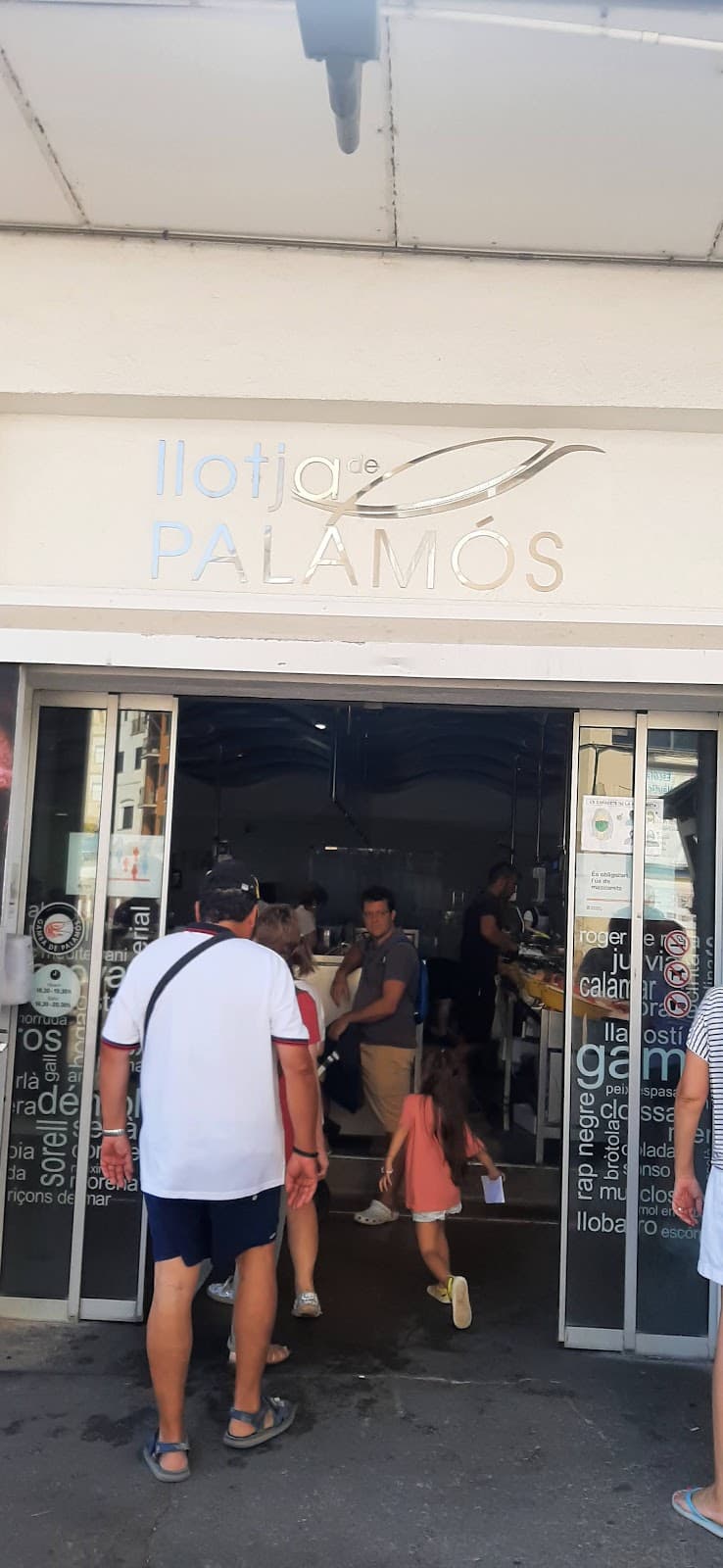 Fish Auction (Lonja de Palamós) - Image 1