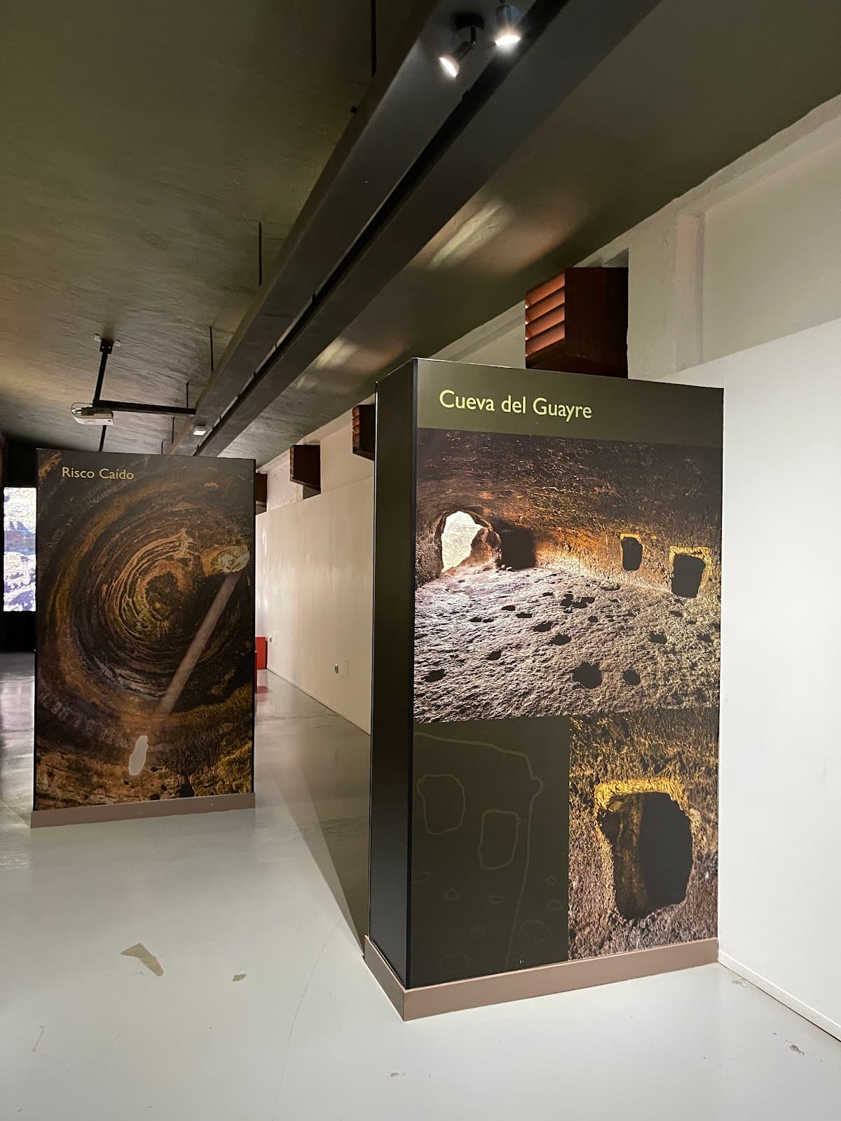 Risco Caído Interpretation Centre - Image 1