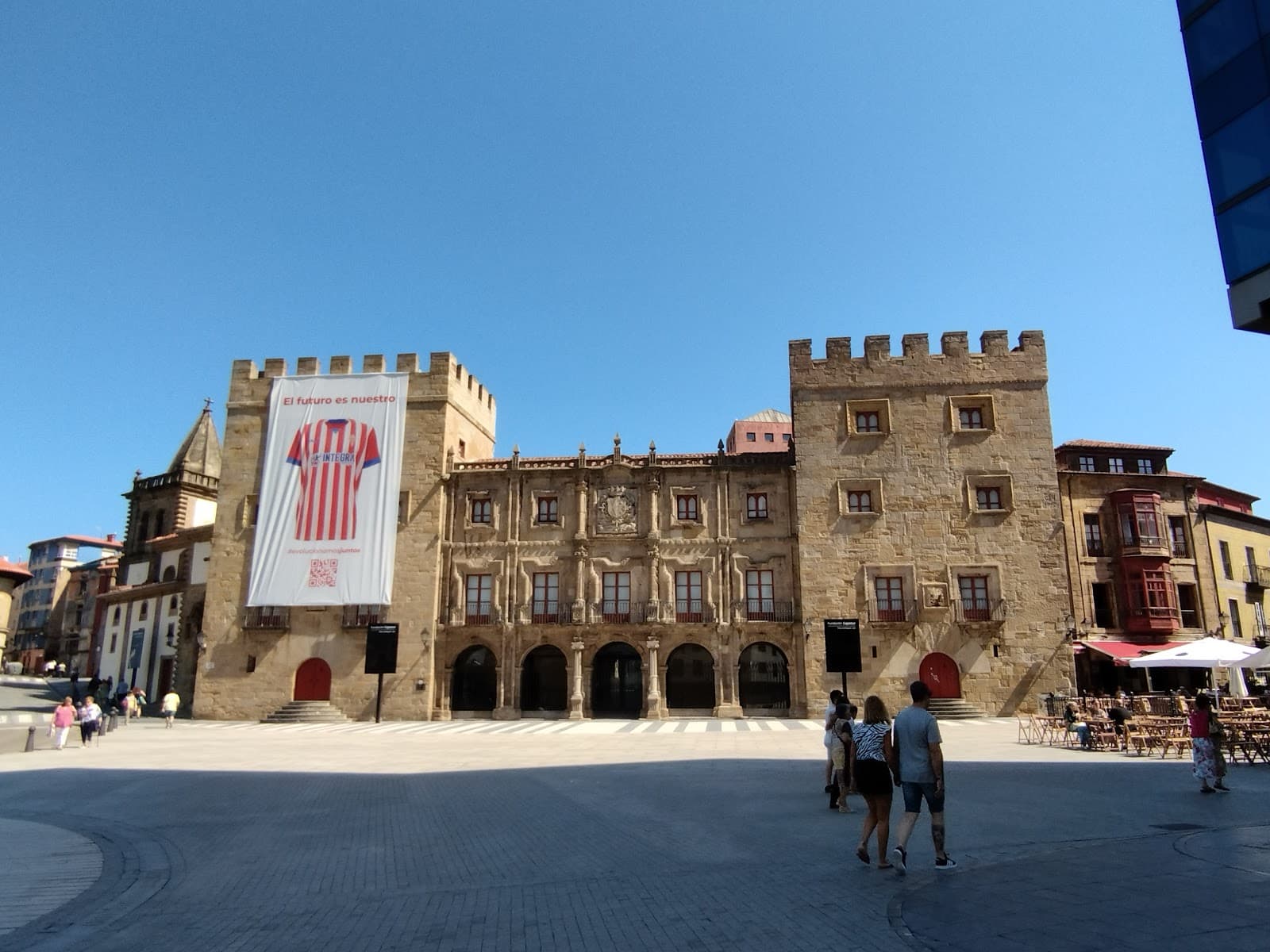 Plaza del Marqués - Image 1