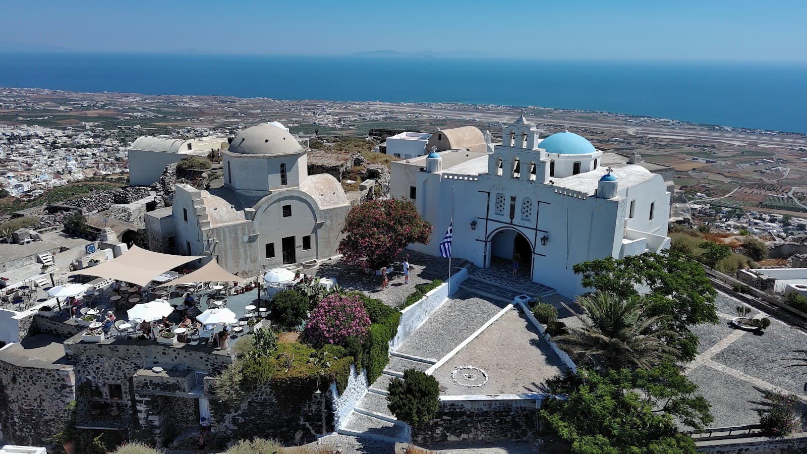 Pyrgos Kallistis Santorini - Image 1