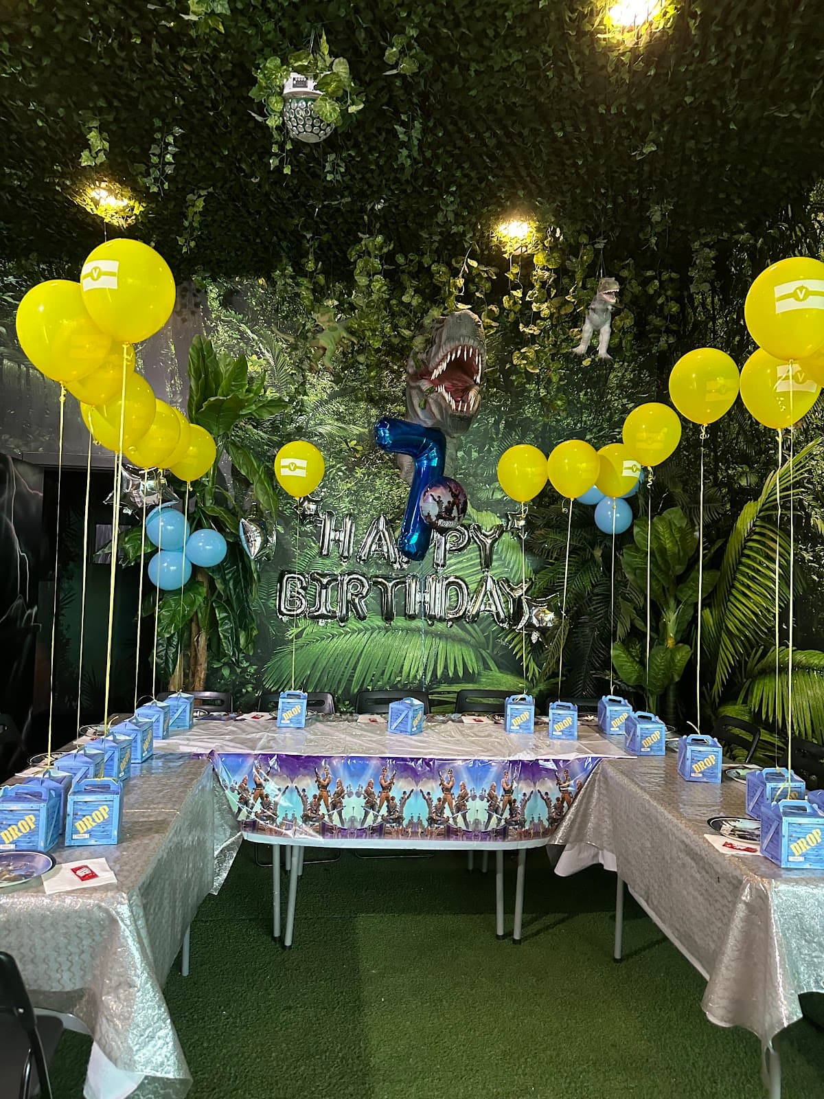 Various Laser Tag Arenas - Image 1