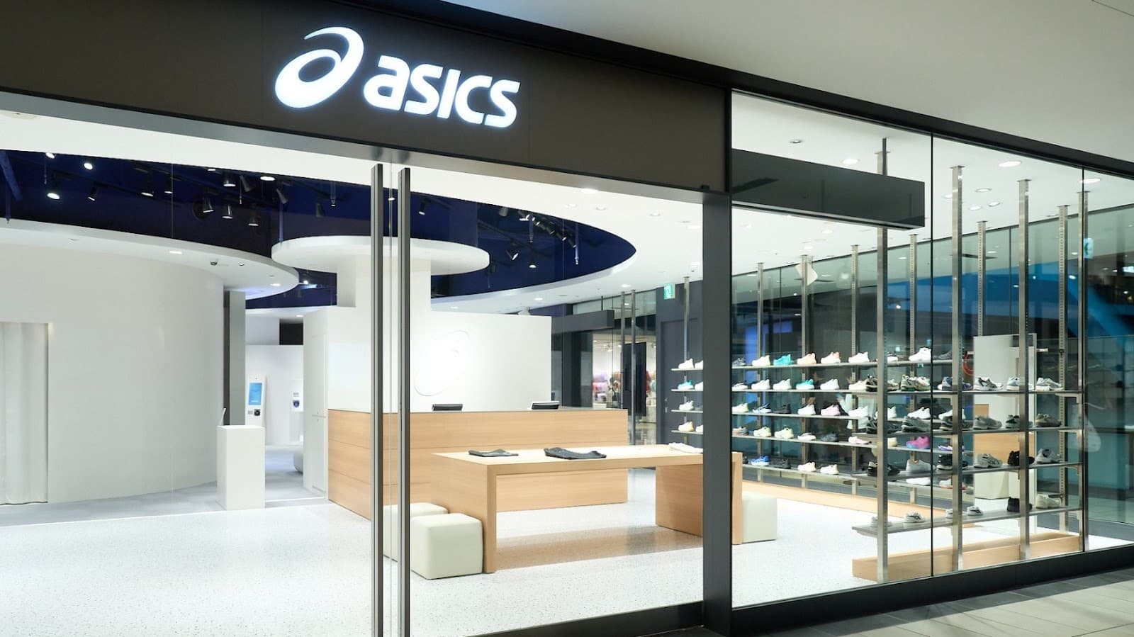 ASICS GRAND FRONT OSAKA - Image 1