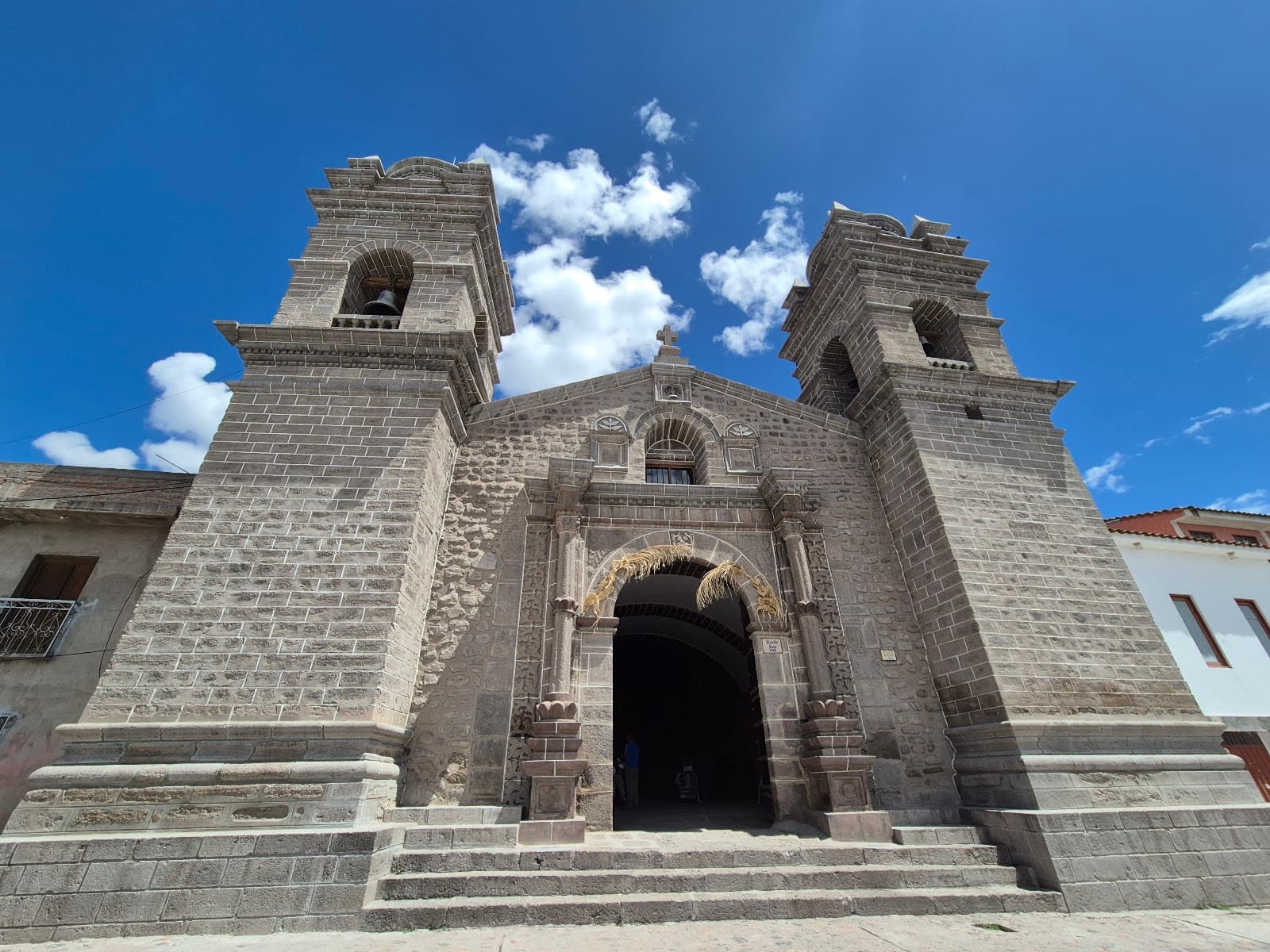 Santa Ana Church - Image 1