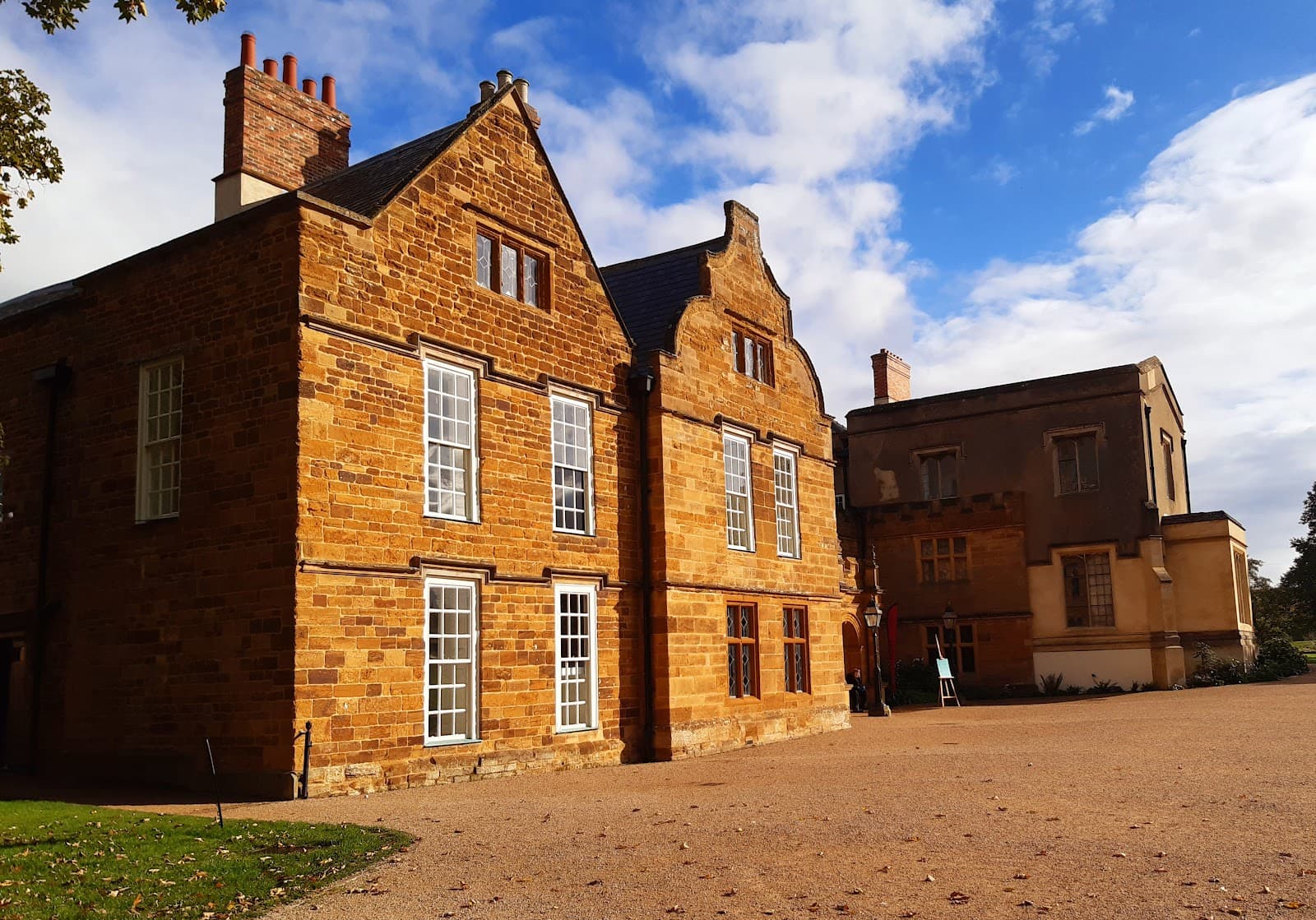 Delapré Park Northampton - Image 1