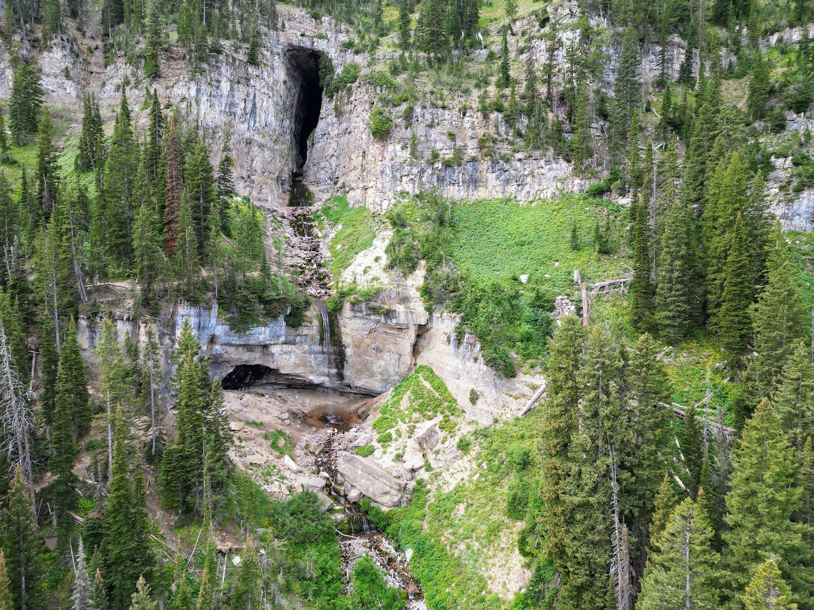 Darby Canyon Wind Cave - Image 1