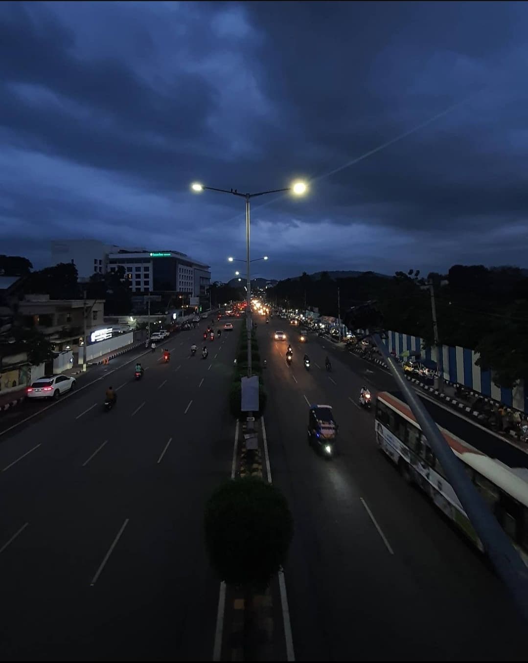 MG Road Vijayawada - Image 1